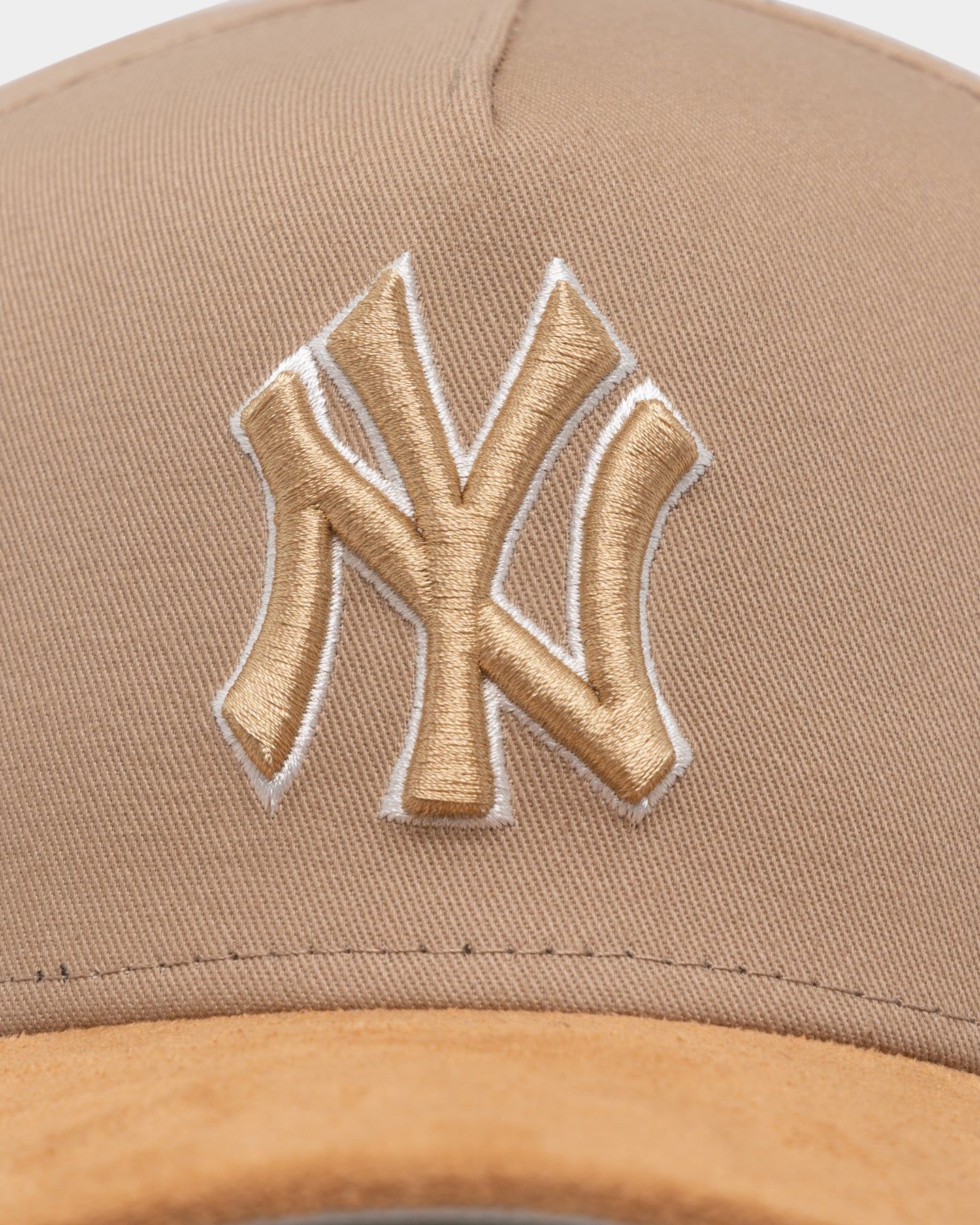New Era New York Yankees 'Desert Suede' 9FORTY A-Frame Snapback Camel/Wheat sold by Culture Kings product image thumbnail 5
