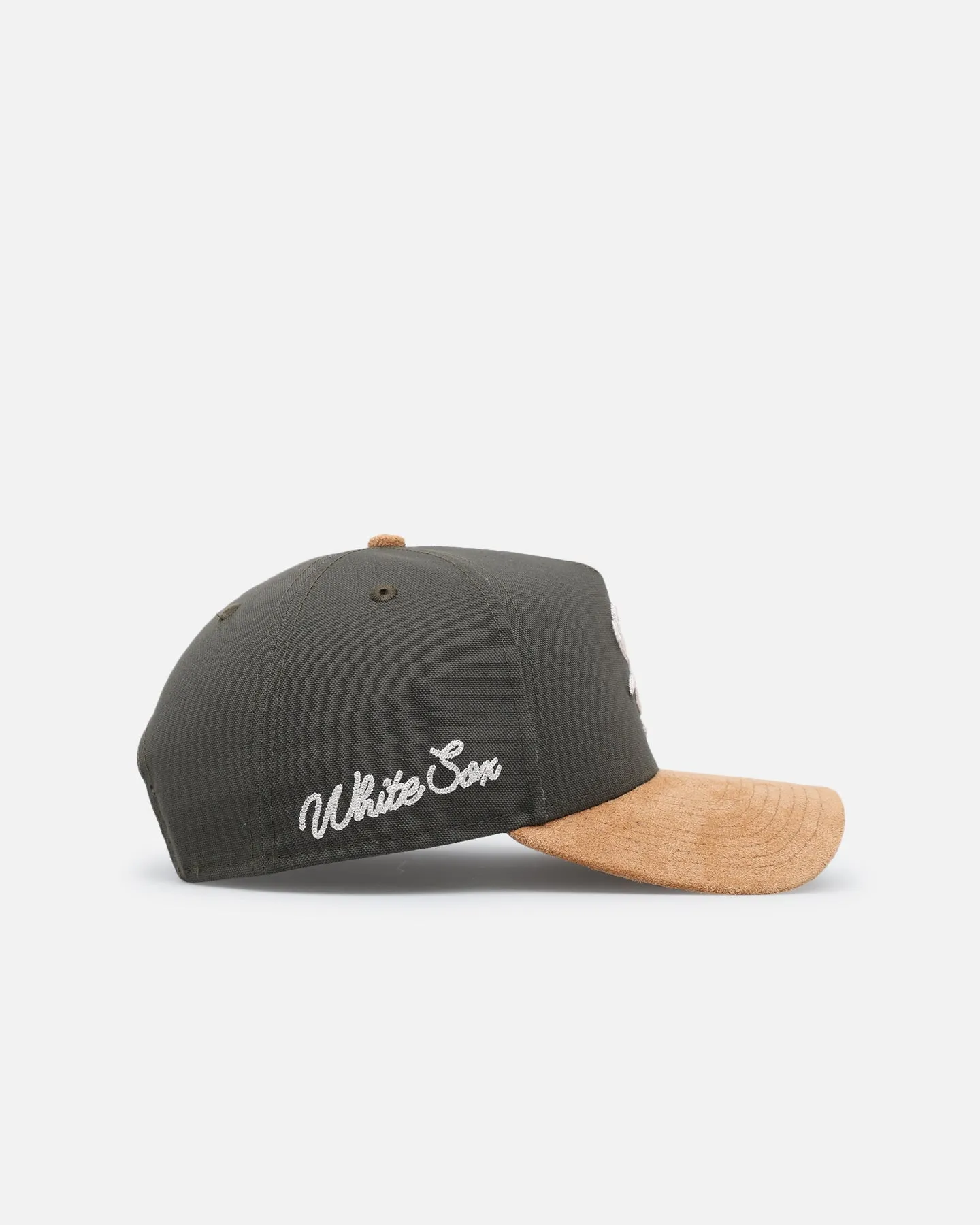New Era Chicago White Sox 'Moss Canvas Wheat' 9FORTY A-Frame Snapback Moss Canvas/Ivory sold by Culture Kings product image thumbnail 4