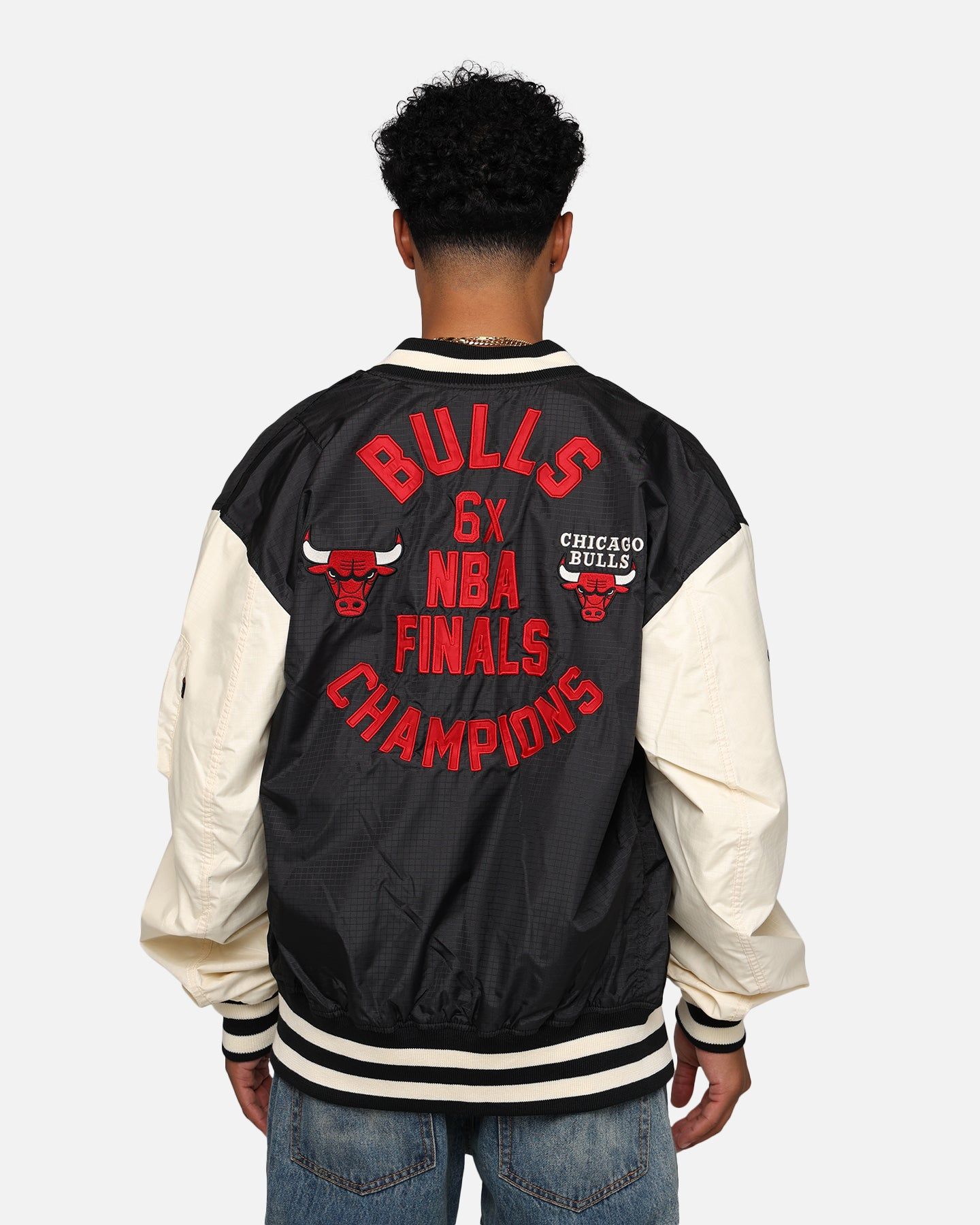 New Era X Alpha Industries Chicago Bulls L-2B Bomber Jacket Black sold by Culture Kings product image thumbnail 5