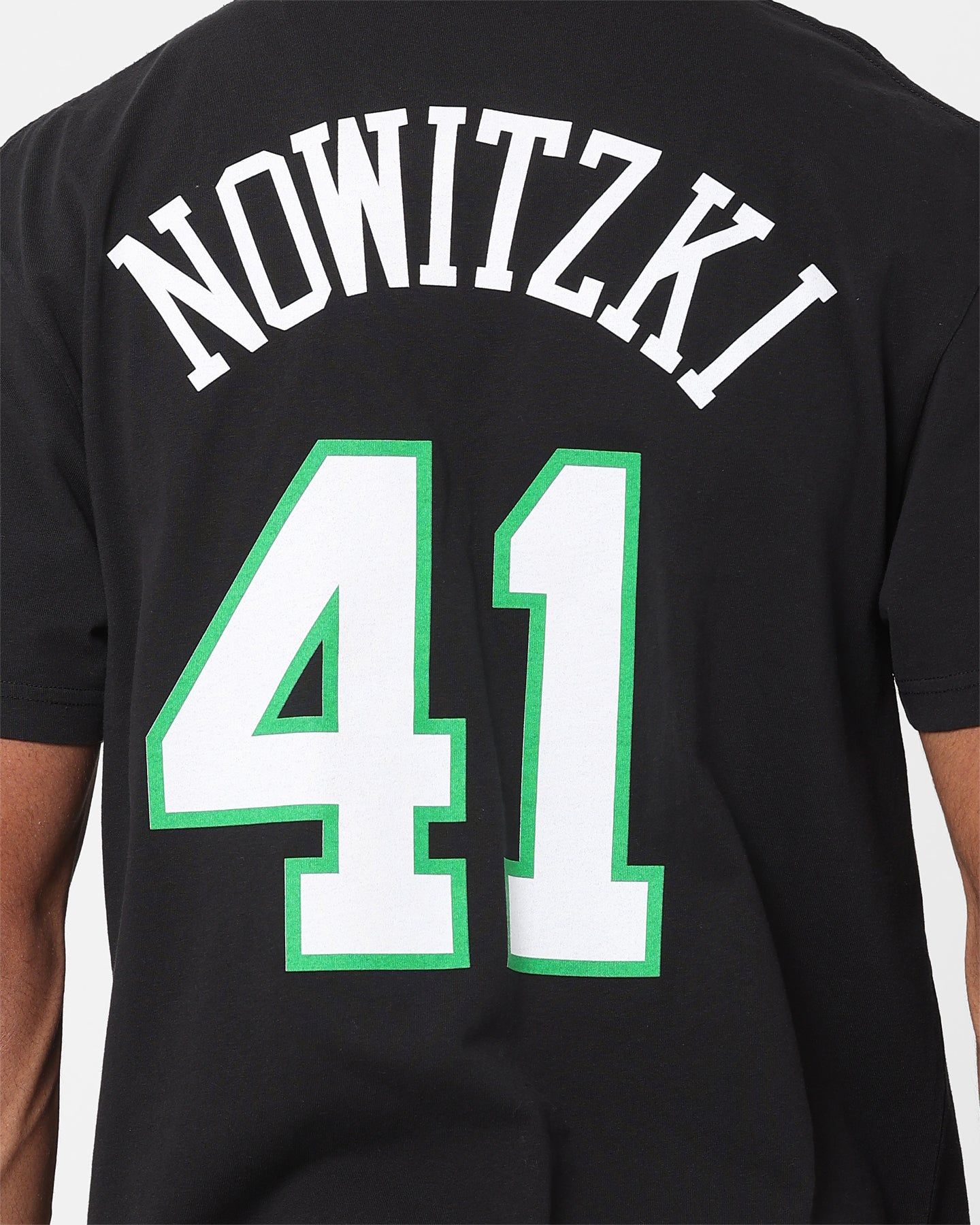 Mitchell & Ness Dallas Mavericks Dirk Nowitzki Player N&N T-Shirt Vintage Black sold by Culture Kings product image thumbnail 5