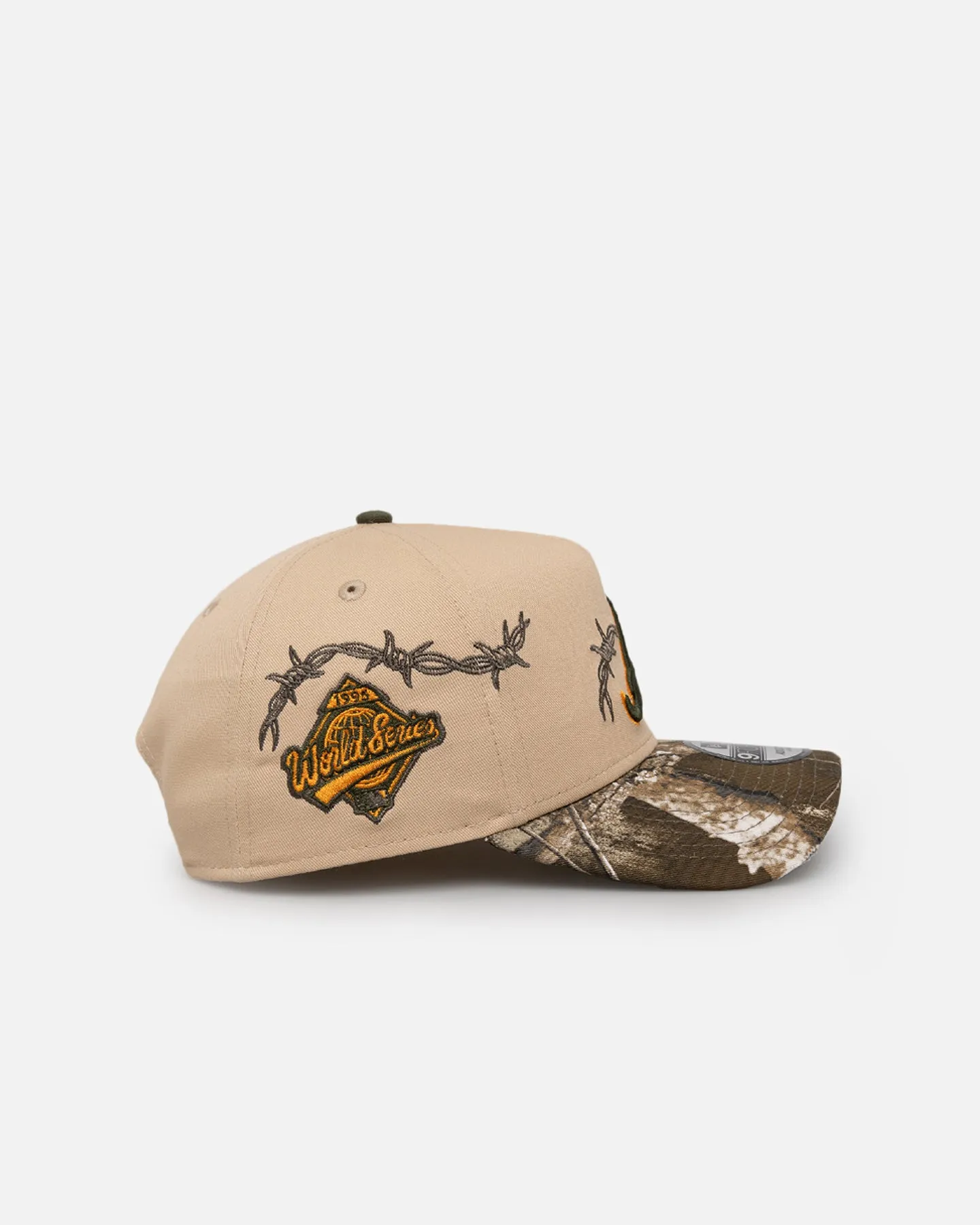 New Era Atlanta Braves 'Real Tree Edge Grit' 9FORTY A-Frame Snapback Oat Milk/Real Tree sold by Culture Kings product image thumbnail 3
