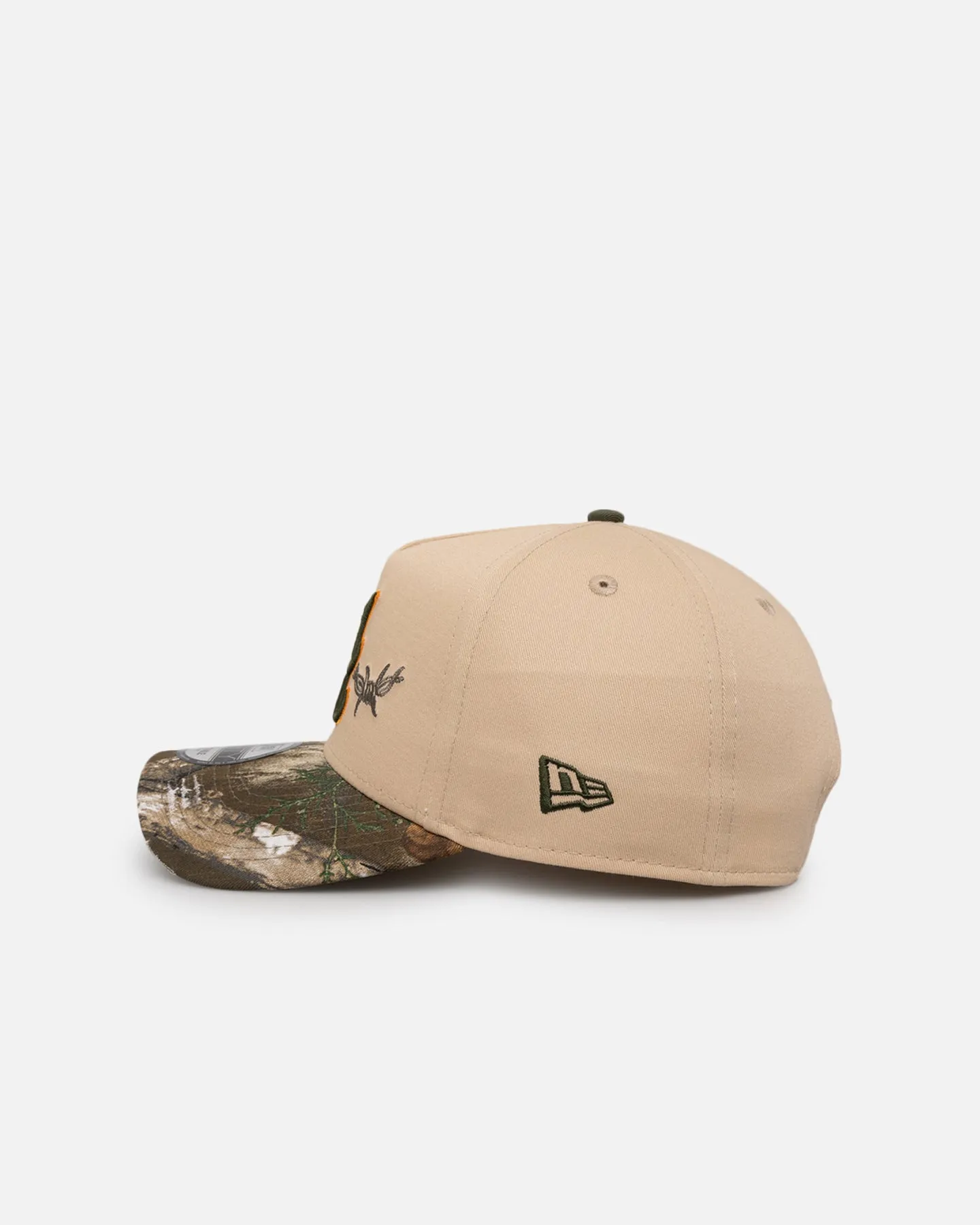 New Era Atlanta Braves 'Real Tree Edge Grit' 9FORTY A-Frame Snapback Oat Milk/Real Tree sold by Culture Kings product image thumbnail 4