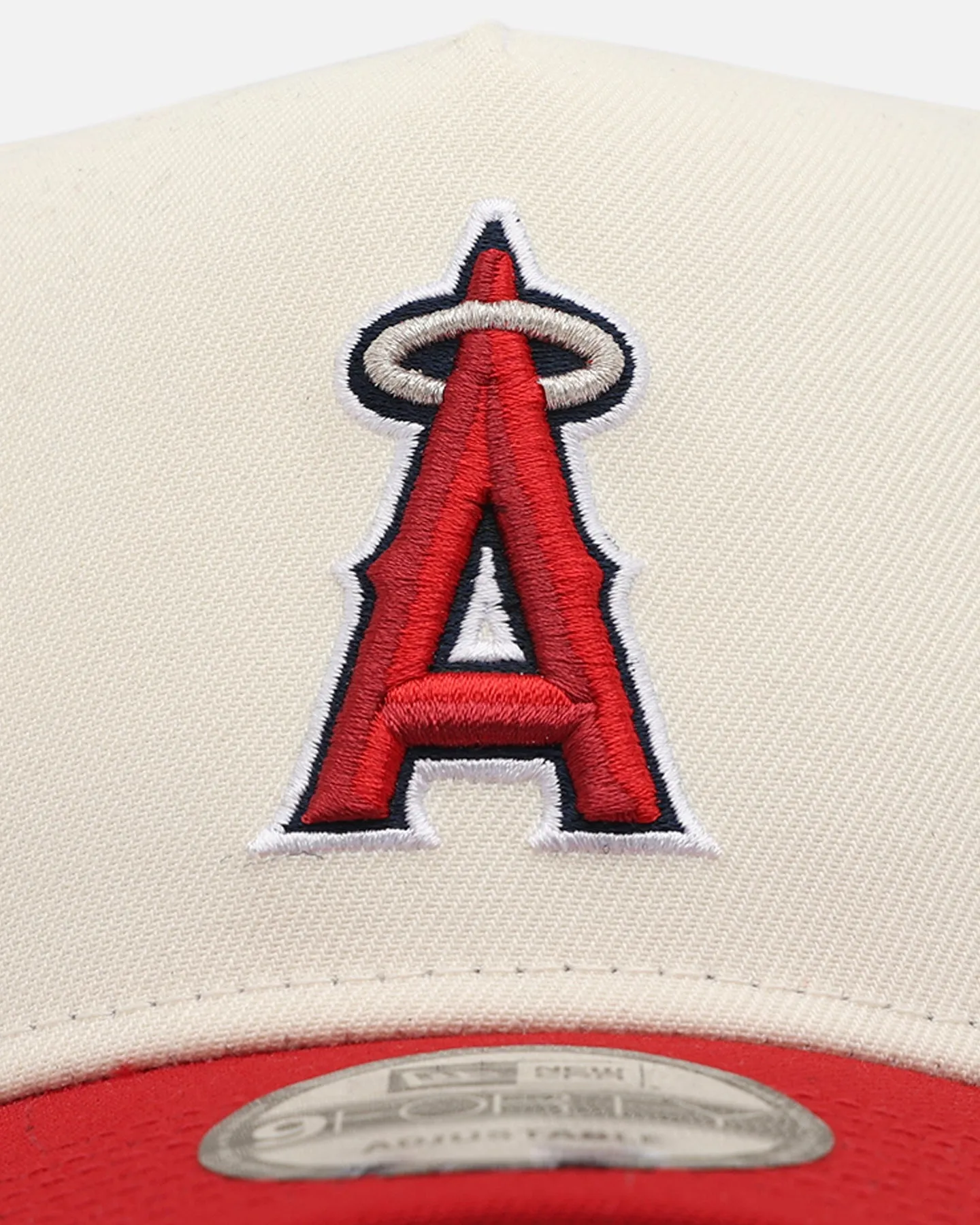 New Era Los Angeles Angels 'Team Color Visor' 9FORTY A-Frame Snapback Chrome sold by Culture Kings product image thumbnail 5