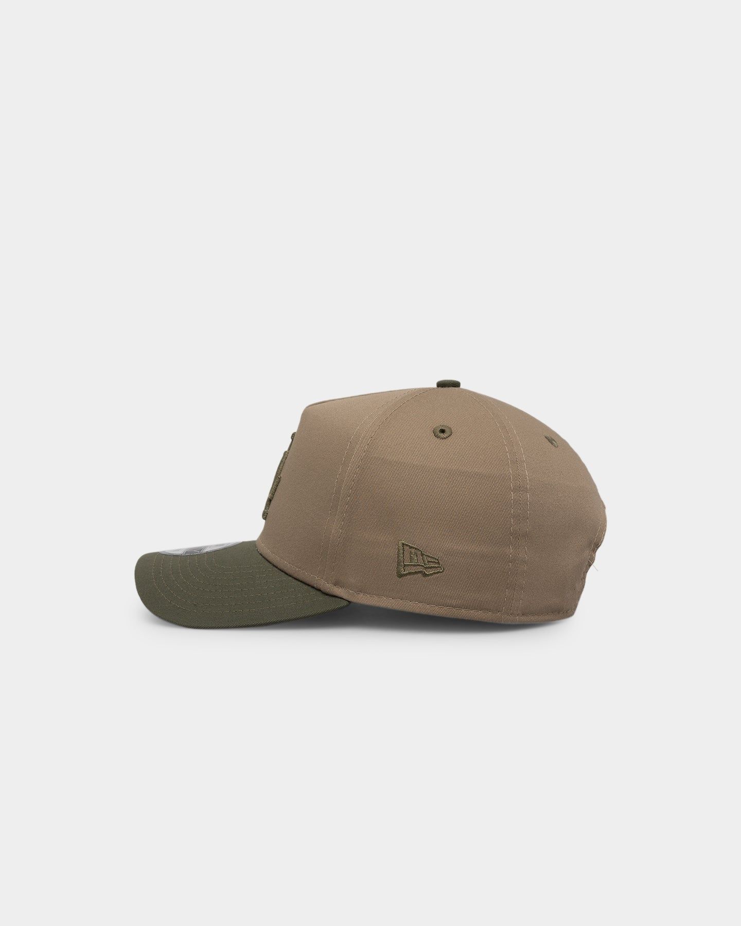 New Era Los Angeles Dodgers Q223 9FORTY A-Frame Surplus Snapback Beige/Khaki sold by Culture Kings product image thumbnail 4