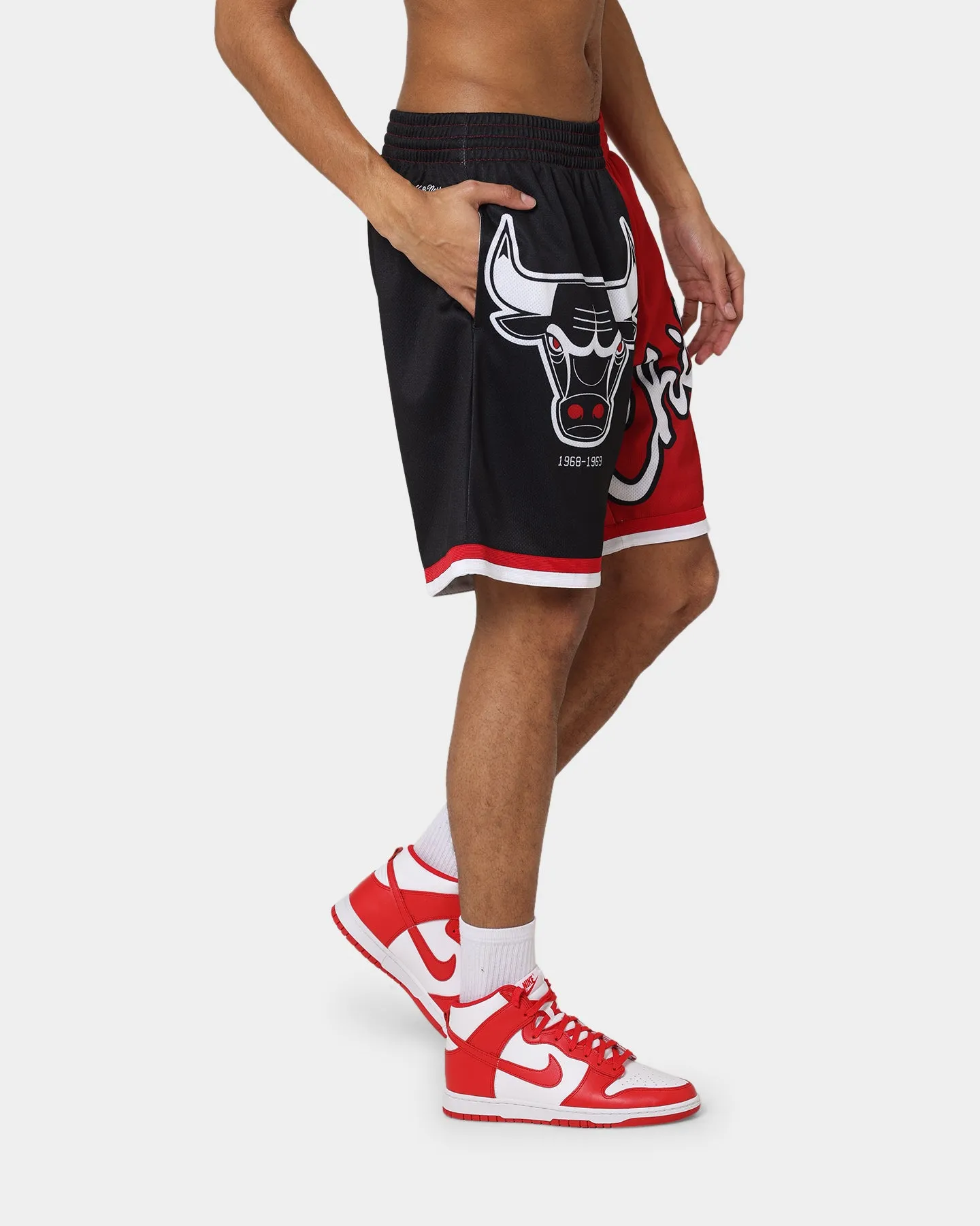 Mitchell & Ness Chicago Bulls Big Face 5.0 Shorts Black sold by Culture Kings product image thumbnail 5