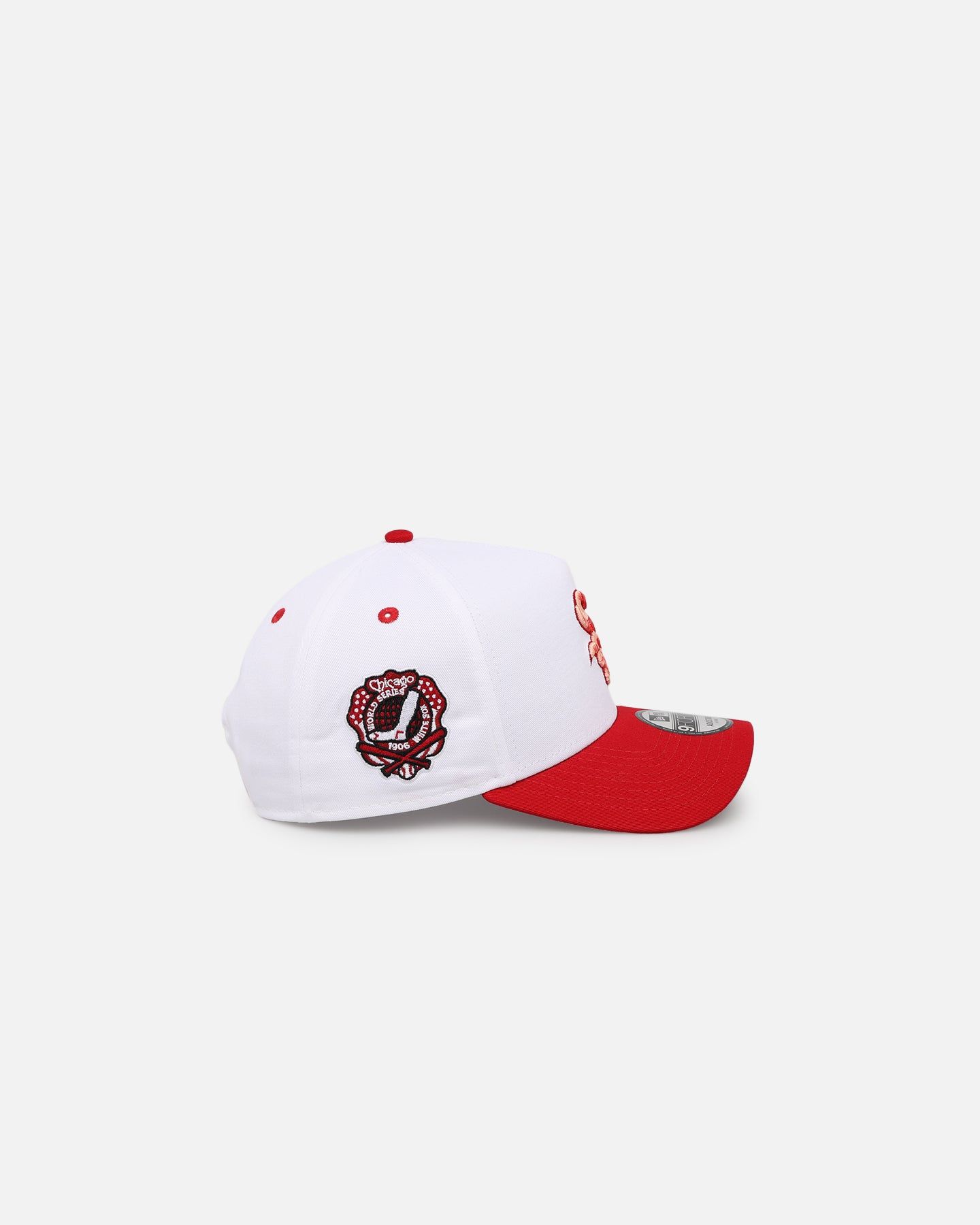 New Era Chicago White Sox 'Satin Blaze' 9FORTY A-Frame Snapback White/Scarlet sold by Culture Kings product image thumbnail 3