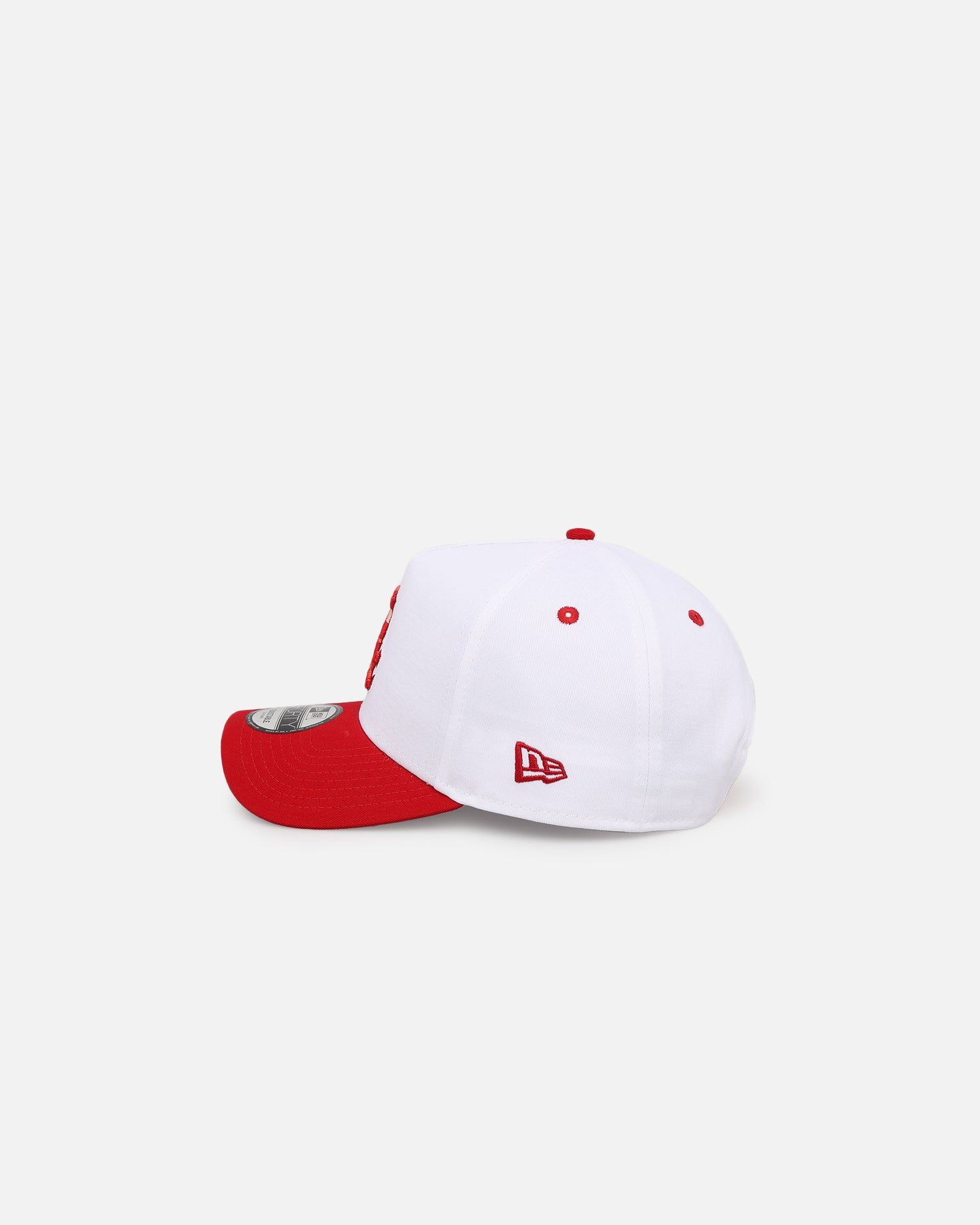 New Era Chicago White Sox 'Satin Blaze' 9FORTY A-Frame Snapback White/Scarlet sold by Culture Kings product image thumbnail 4