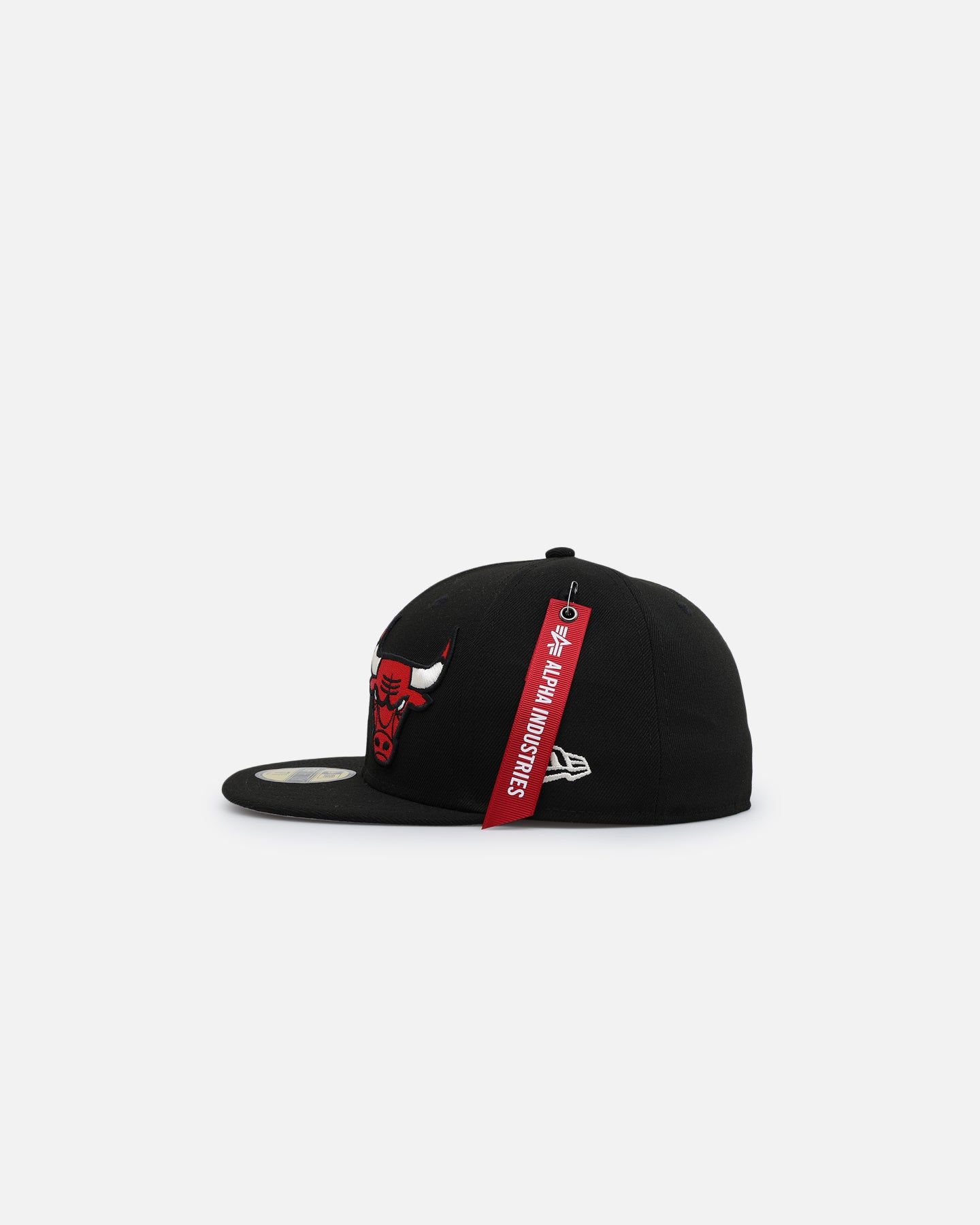 New Era X Alpha Industries Chicago Bulls 59FIFTY Fitted OTC sold by Culture Kings product image thumbnail 4