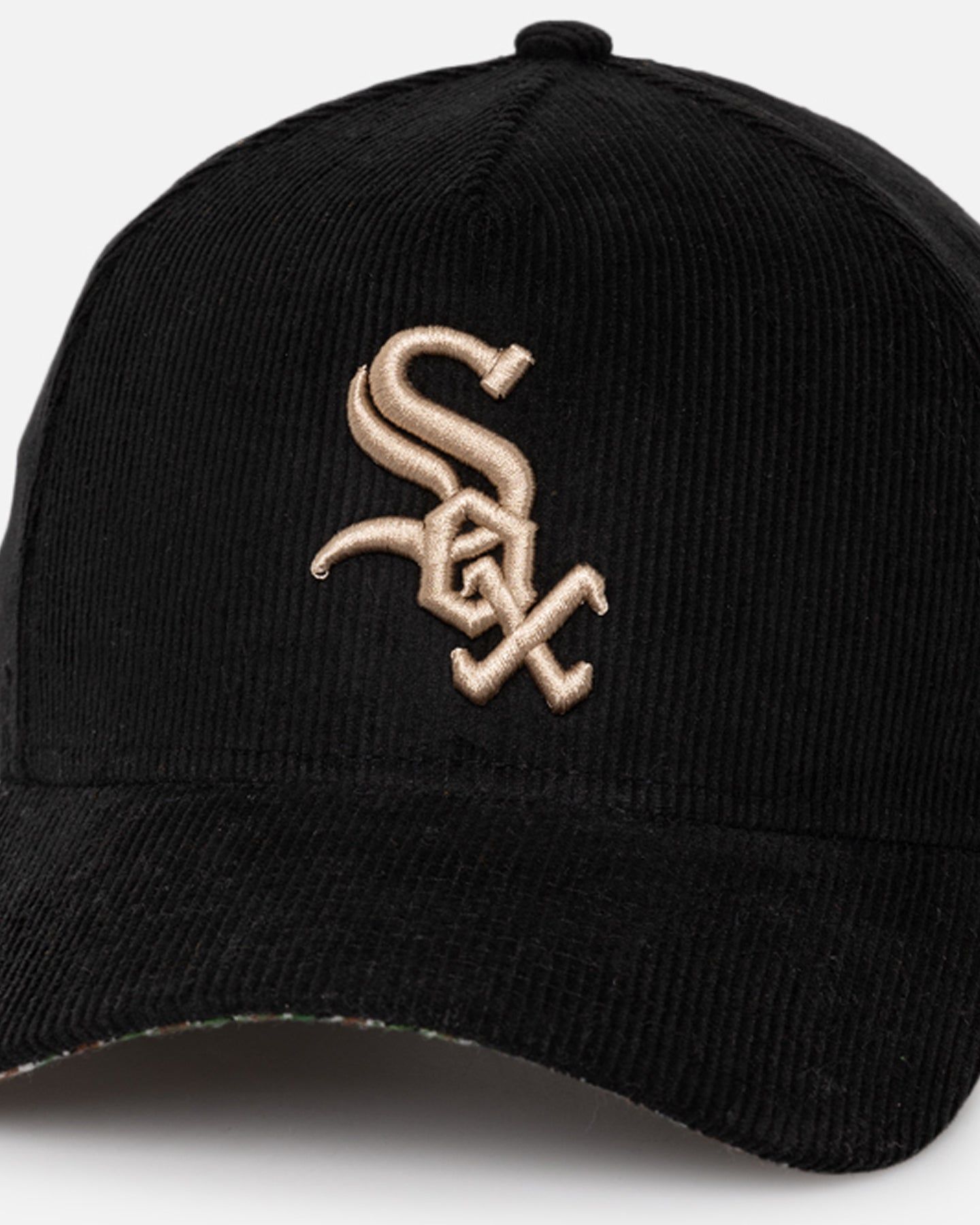 New Era Chicago White Sox 'Black Cord Plaid UV' 9FORTY A-Frame Snapback Black/Plaid sold by Culture Kings product image thumbnail 2