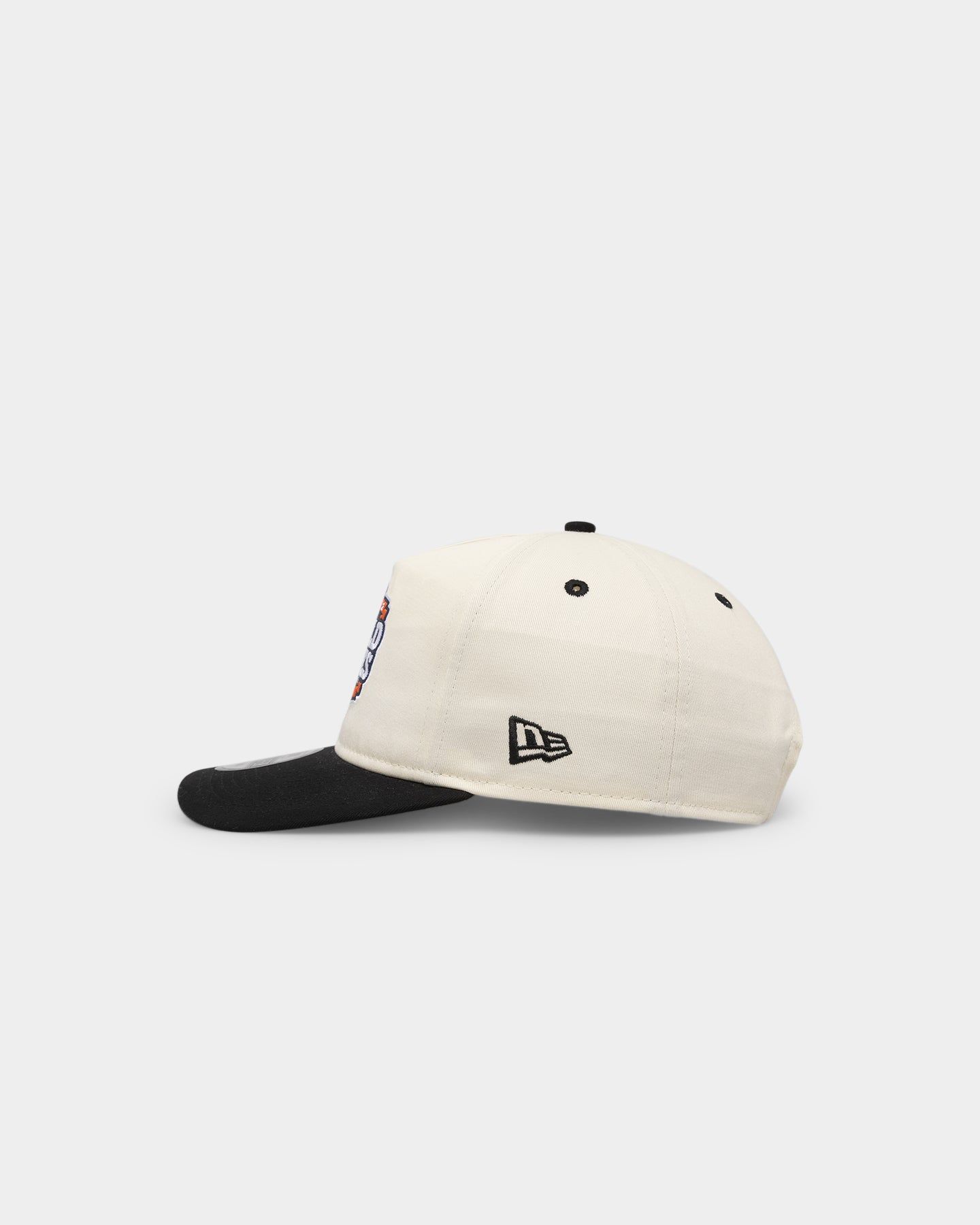 New Era San Francisco Giants '2010's World Series Through The Decades' 2012 World Series Golfer Snapback Chrome White sold by Culture Kings product image thumbnail 4