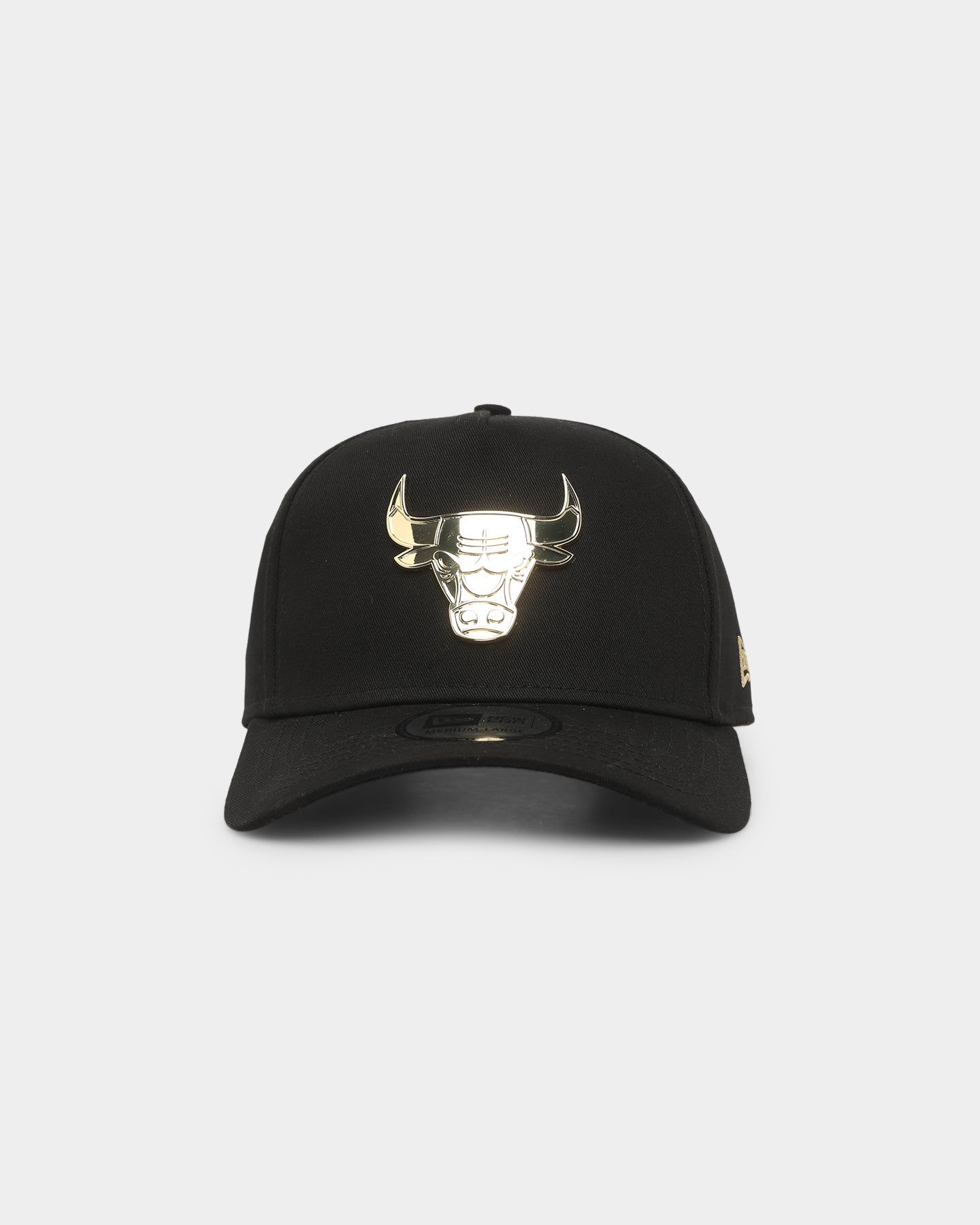 New Era Chicago Bulls 'Metal Badge' 9FORTY K-Frame Snapback Black/Gold Metallic sold by Culture Kings