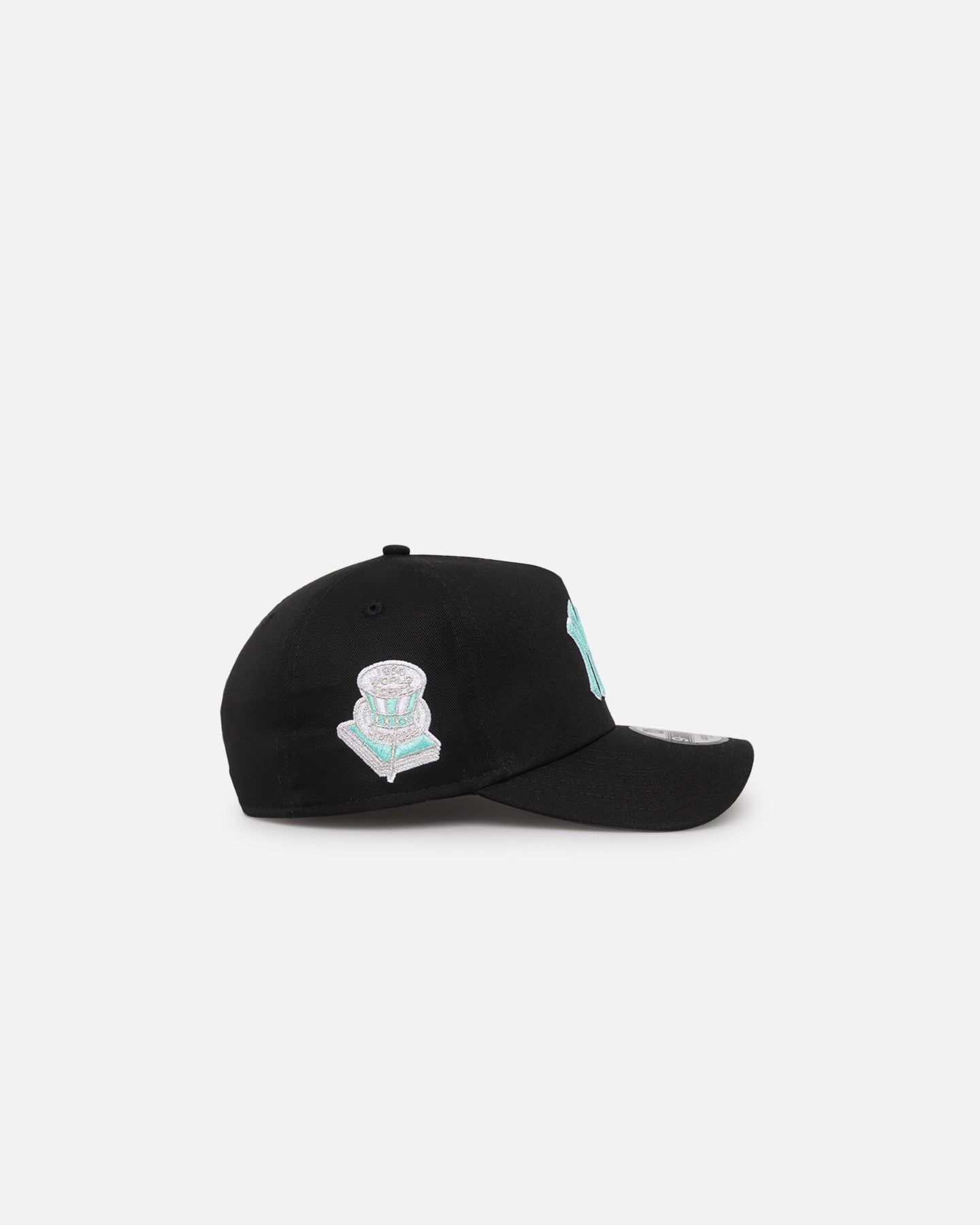 New Era New York Yankees 9FORTY A-Frame Snapback Black/Aqua Blue sold by Culture Kings product image thumbnail 3