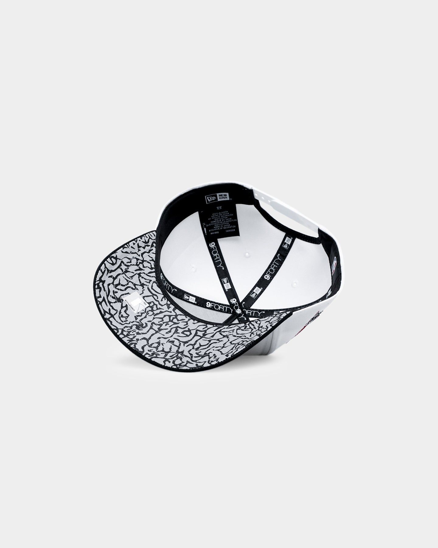 New Era Chicago Bulls 'Cement Grey' 9FORTY A-Frame Snapback White sold by Culture Kings product image thumbnail 6