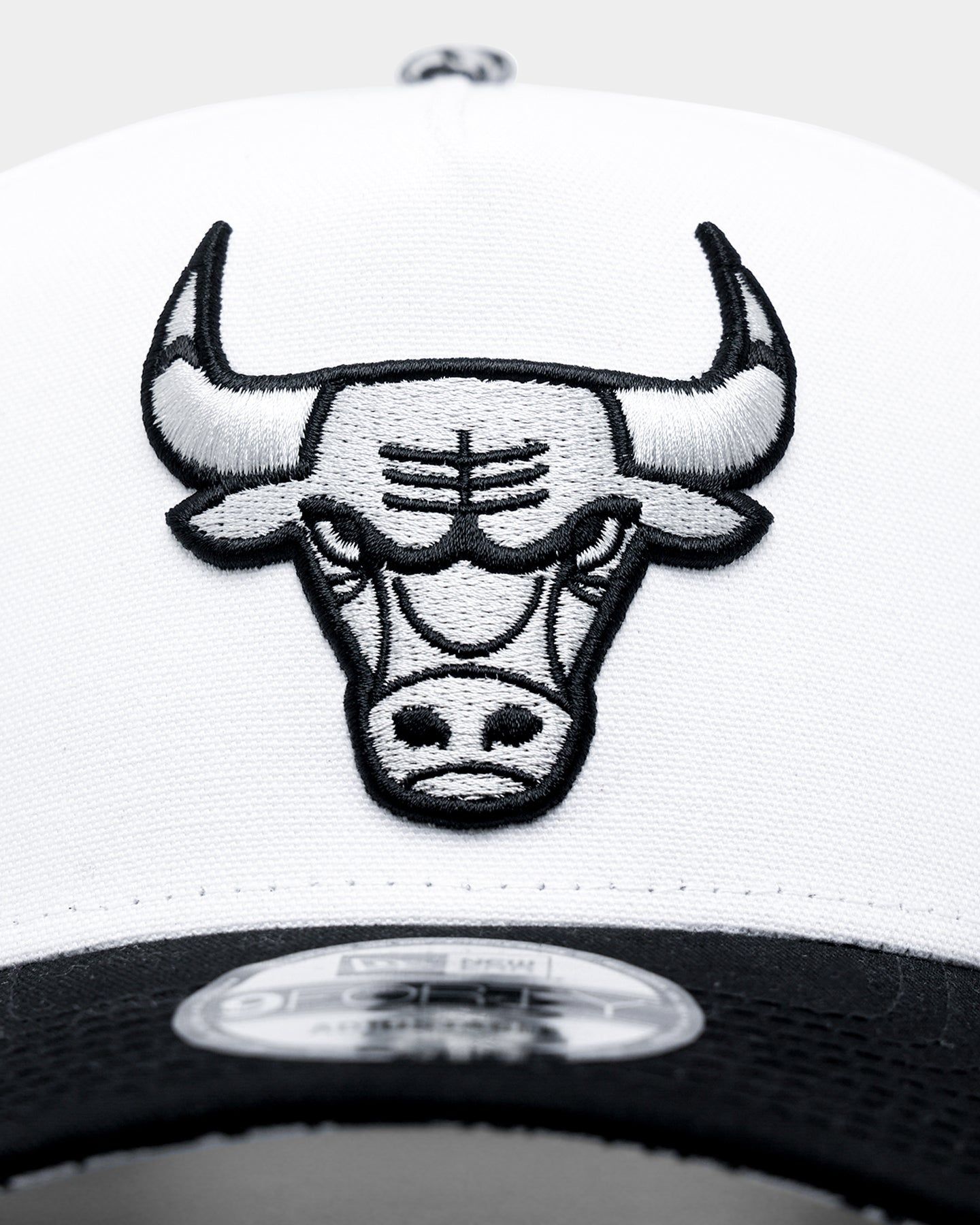 New Era Chicago Bulls 'Cement Grey' 9FORTY A-Frame Snapback White sold by Culture Kings product image thumbnail 5