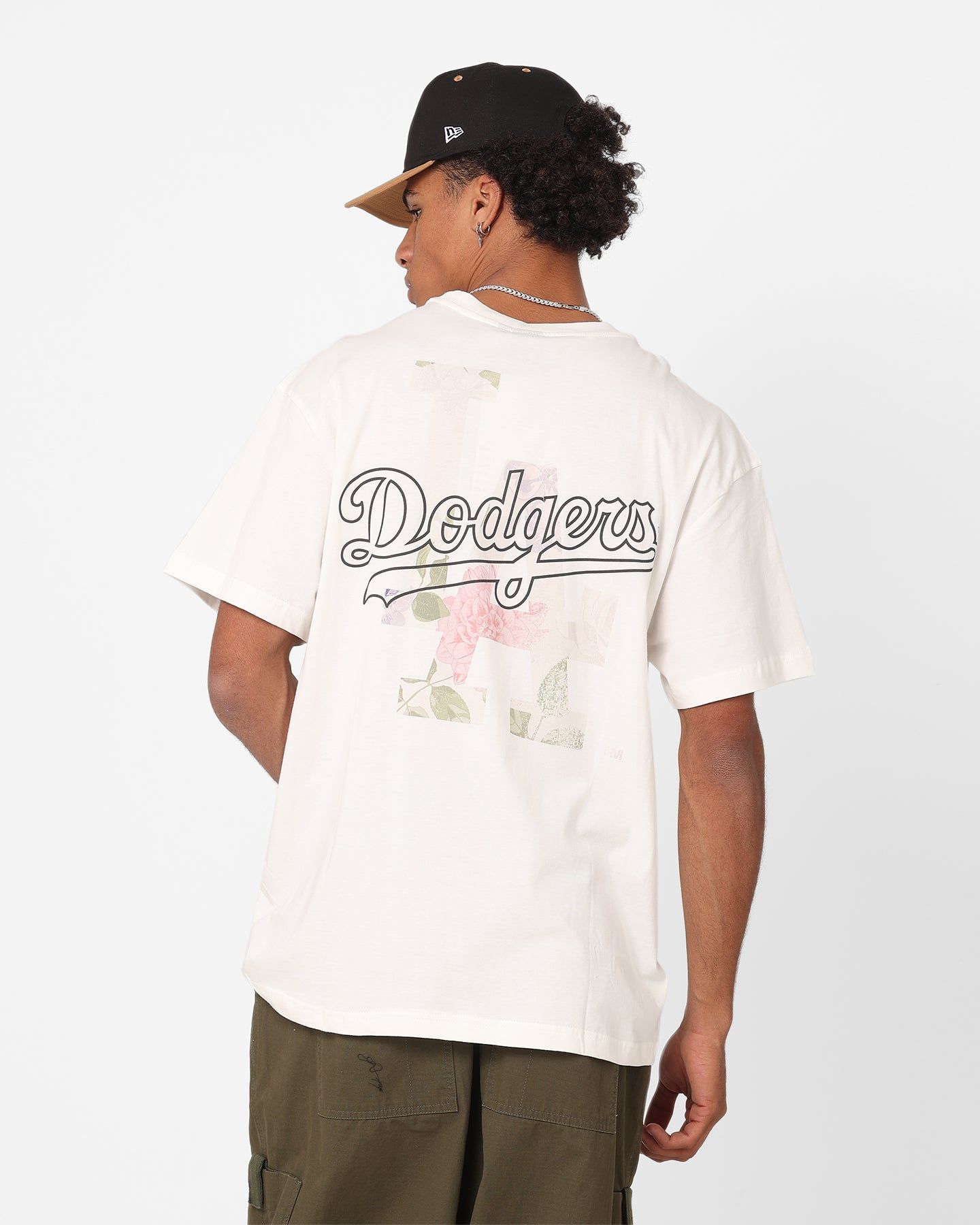 Majestic Athletic Los Angeles Dodgers Digi Floral Graphic T-Shirt Vintage White sold by Culture Kings product image thumbnail 2