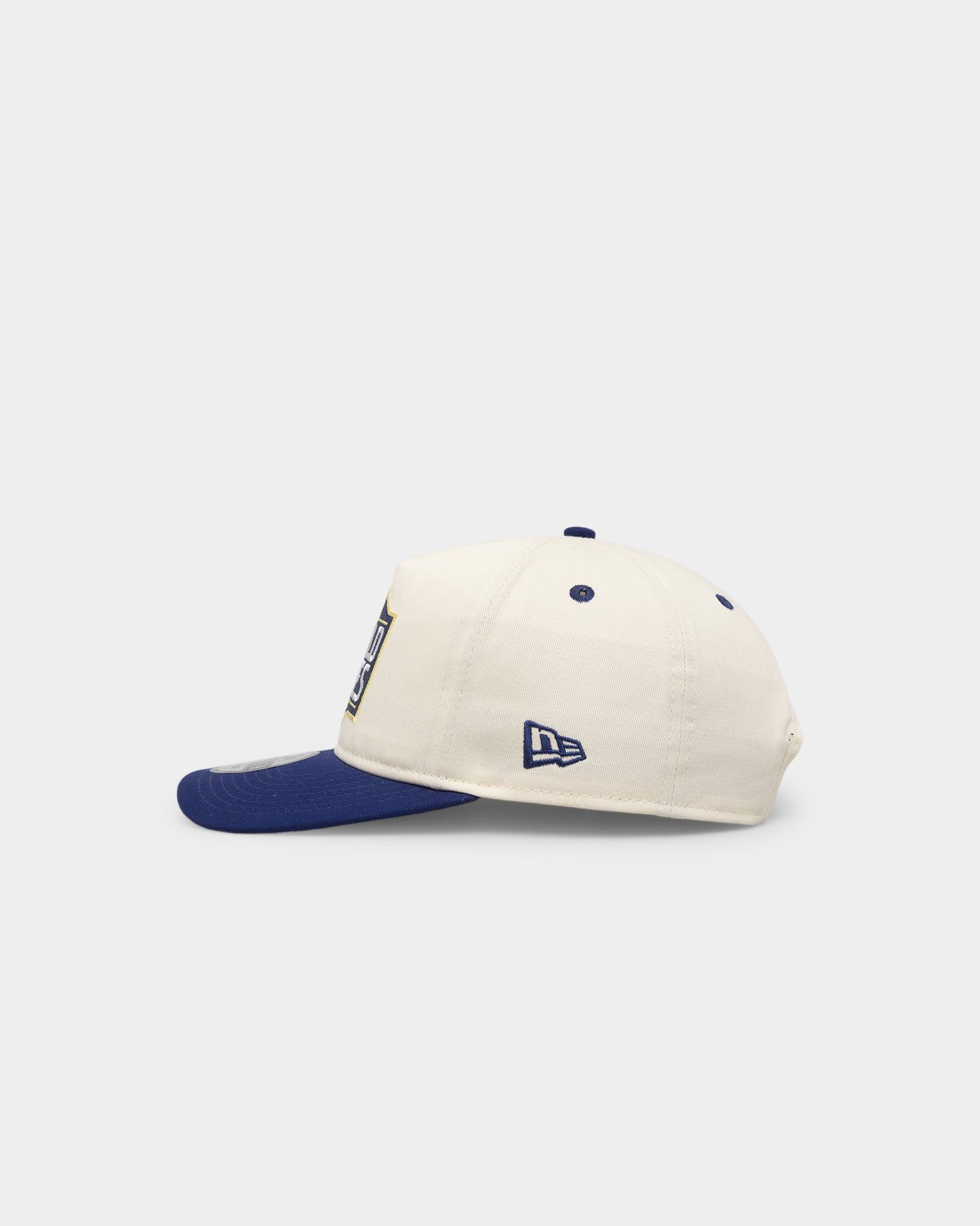 New Era Los Angeles Dodgers '2010's World Series Through The Decades' 2020 World Series Golfer Snapback Chrome White sold by Culture Kings product image thumbnail 4