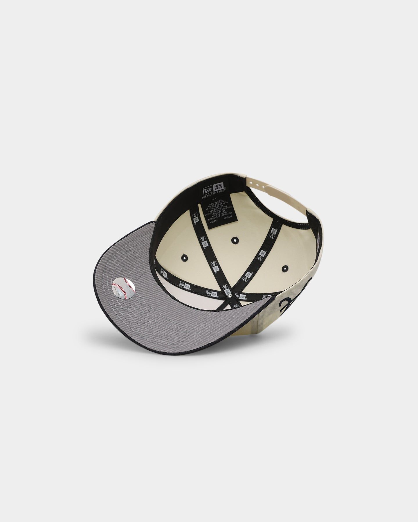 New Era Atlanta Braves '1990s World Series Through The Decades' 1995 World Series Golfer Snapback Chrome White sold by Culture Kings product image thumbnail 6