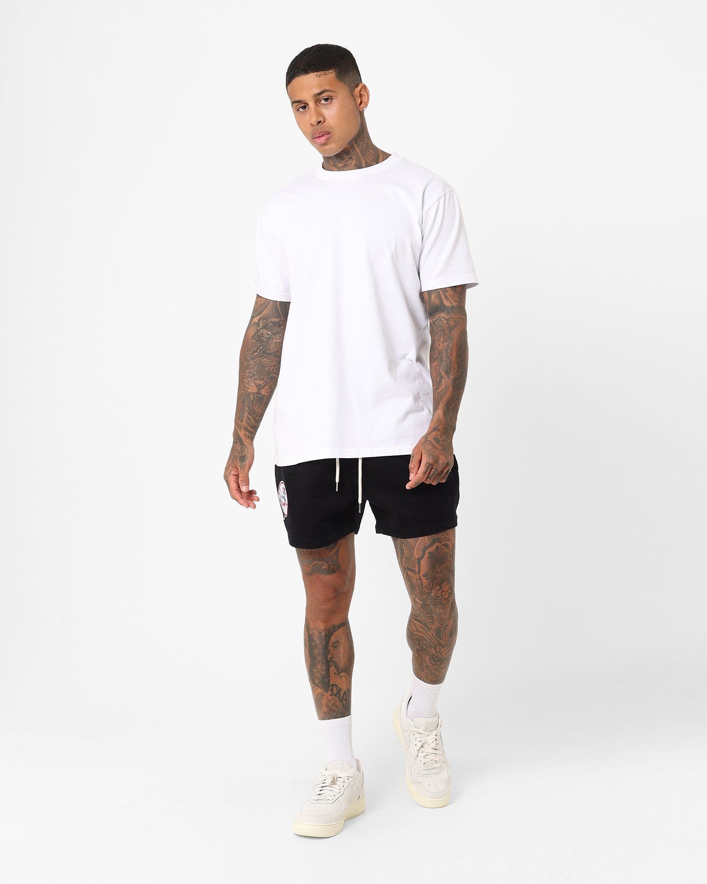 New Era New York Yankees Corduroy Woven Shorts Navy sold by Culture Kings product image thumbnail 2