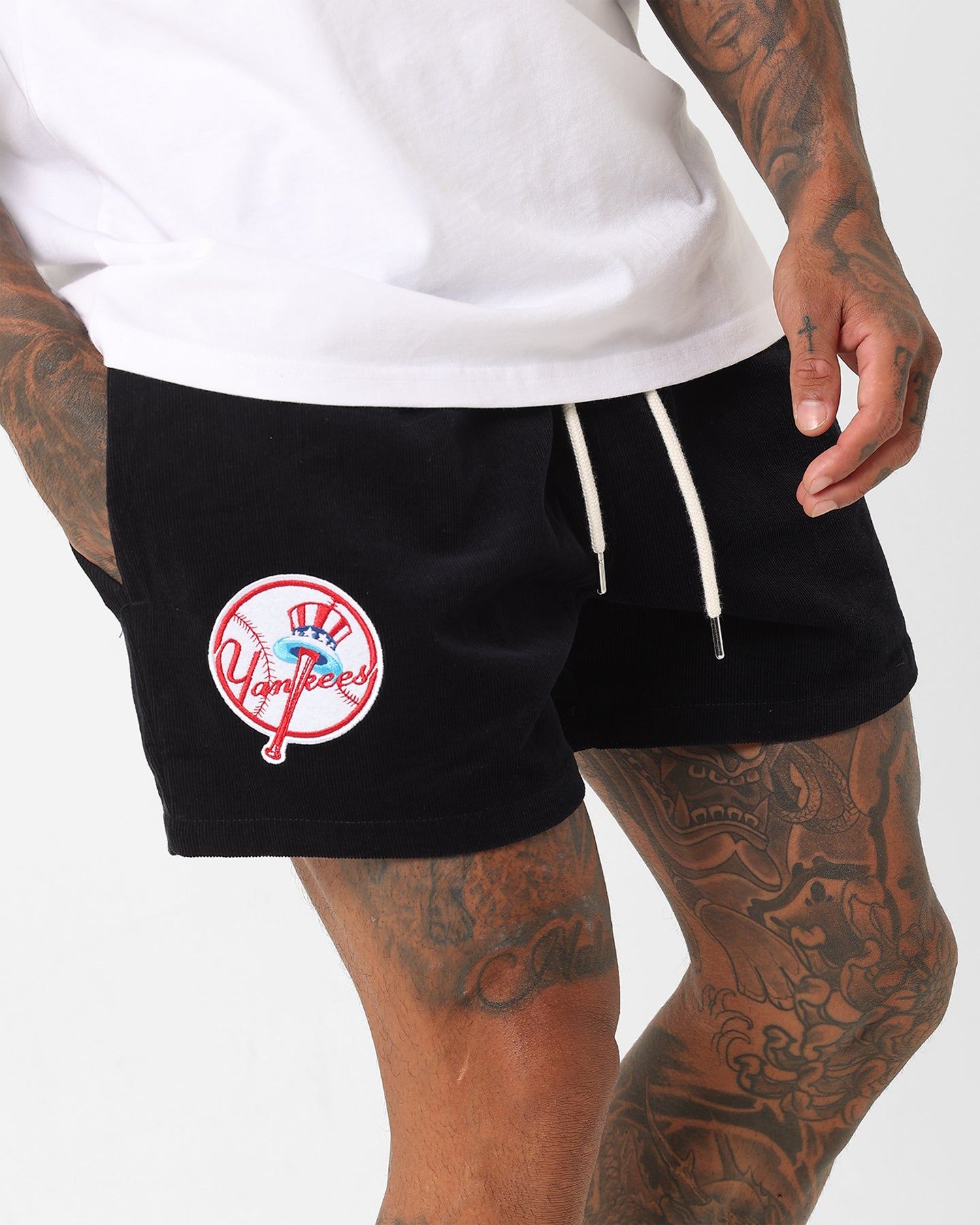 New Era New York Yankees Corduroy Woven Shorts Navy sold by Culture Kings product image thumbnail 3