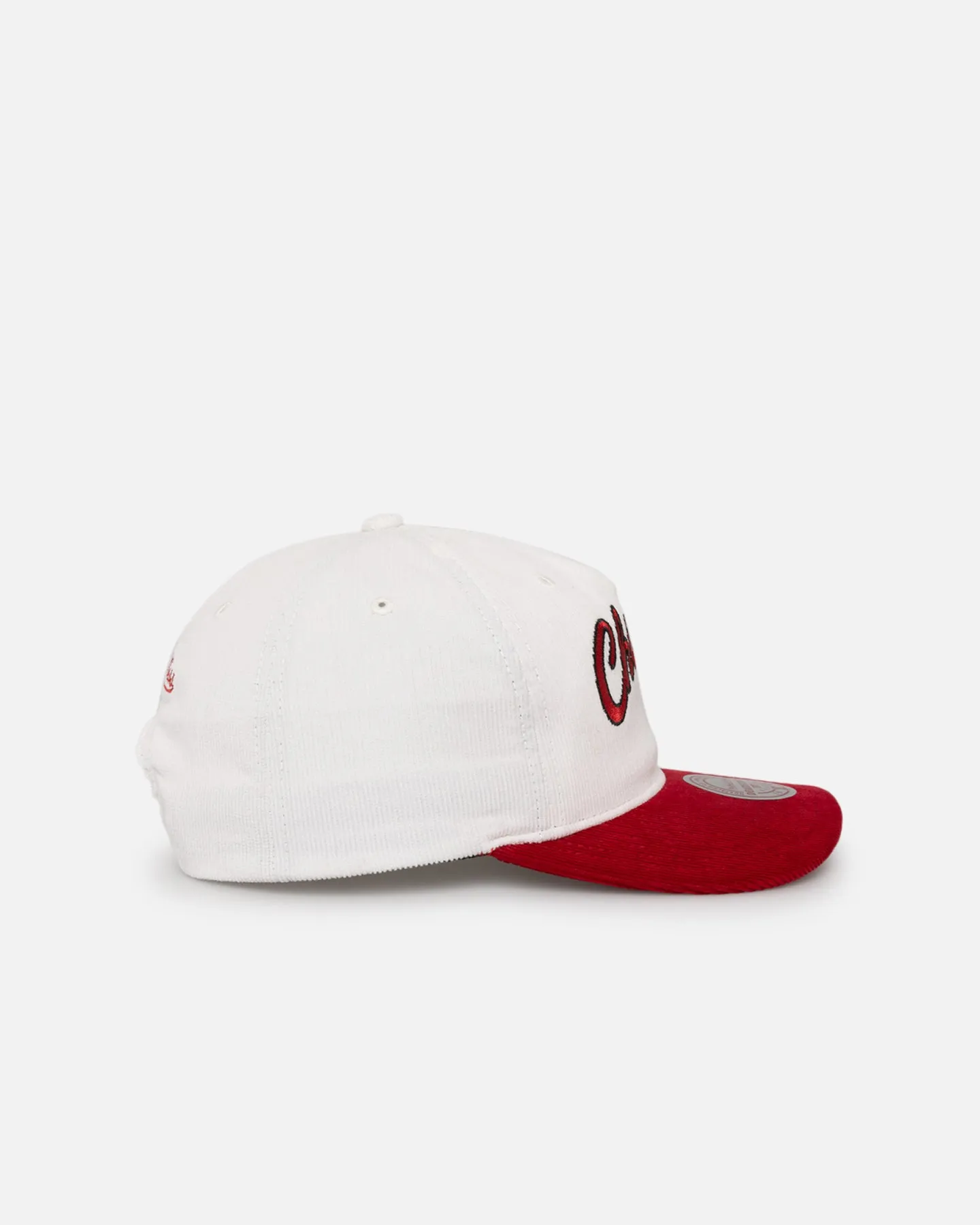 Mitchell & Ness Chicago Bulls History Origin Snapback White/Red sold by Culture Kings product image thumbnail 4