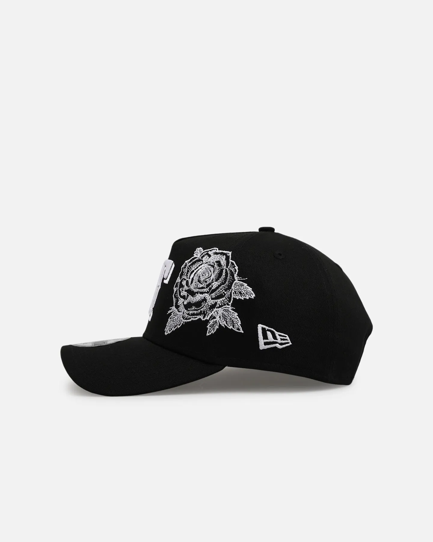 New Era Texas Rangers 'Ornate Rose' 9FORTY A-Frame Snapback Black/White sold by Culture Kings product image thumbnail 4