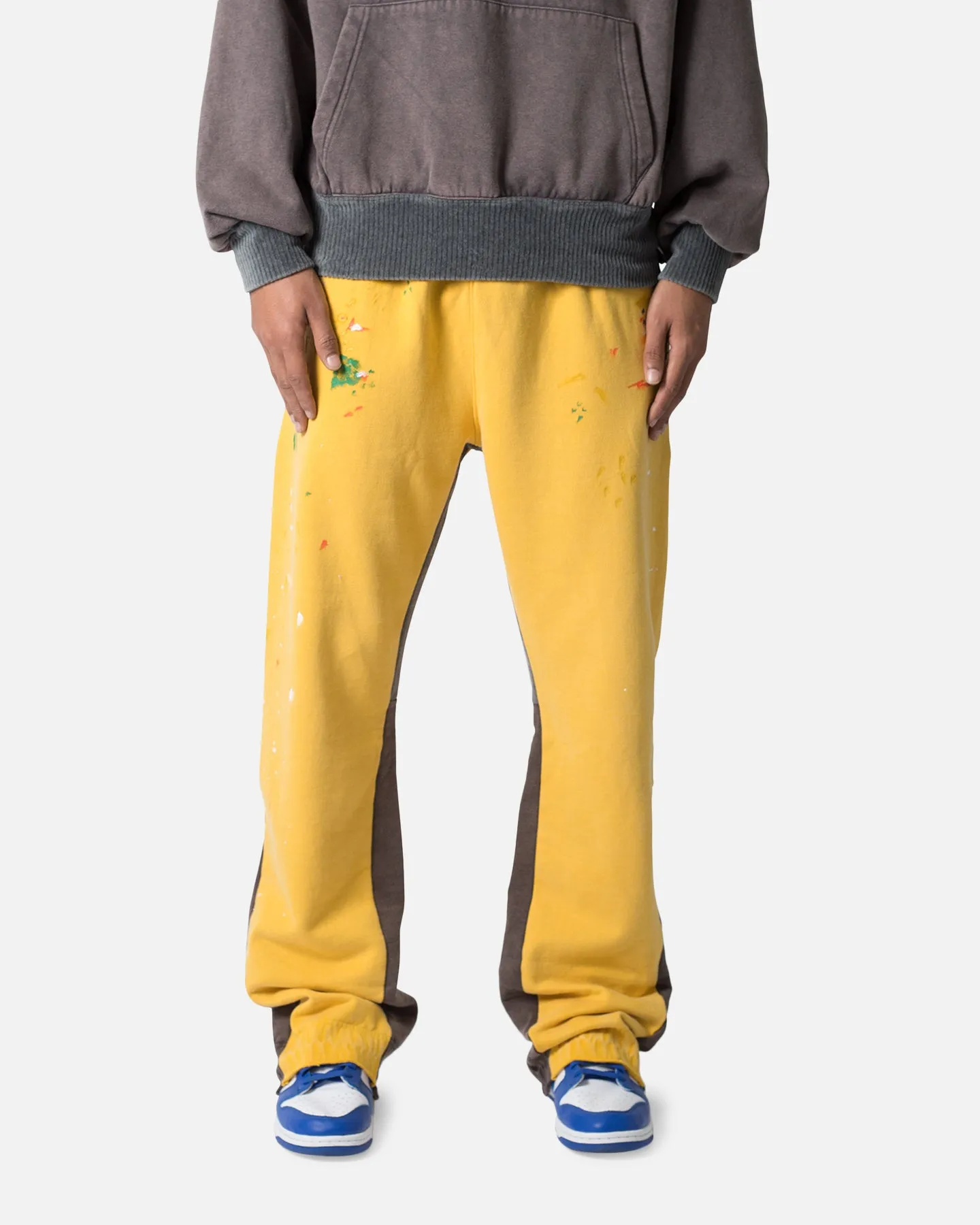 MNML Contrast Bootcut Sweatpants Yellow sold by Culture Kings