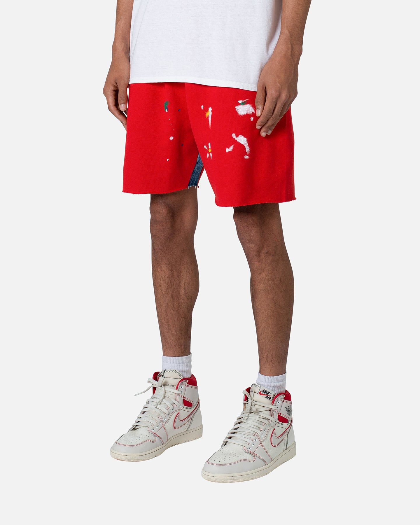 MNML Contrast Paneled Sweatshorts Red sold by Culture Kings product image thumbnail 2