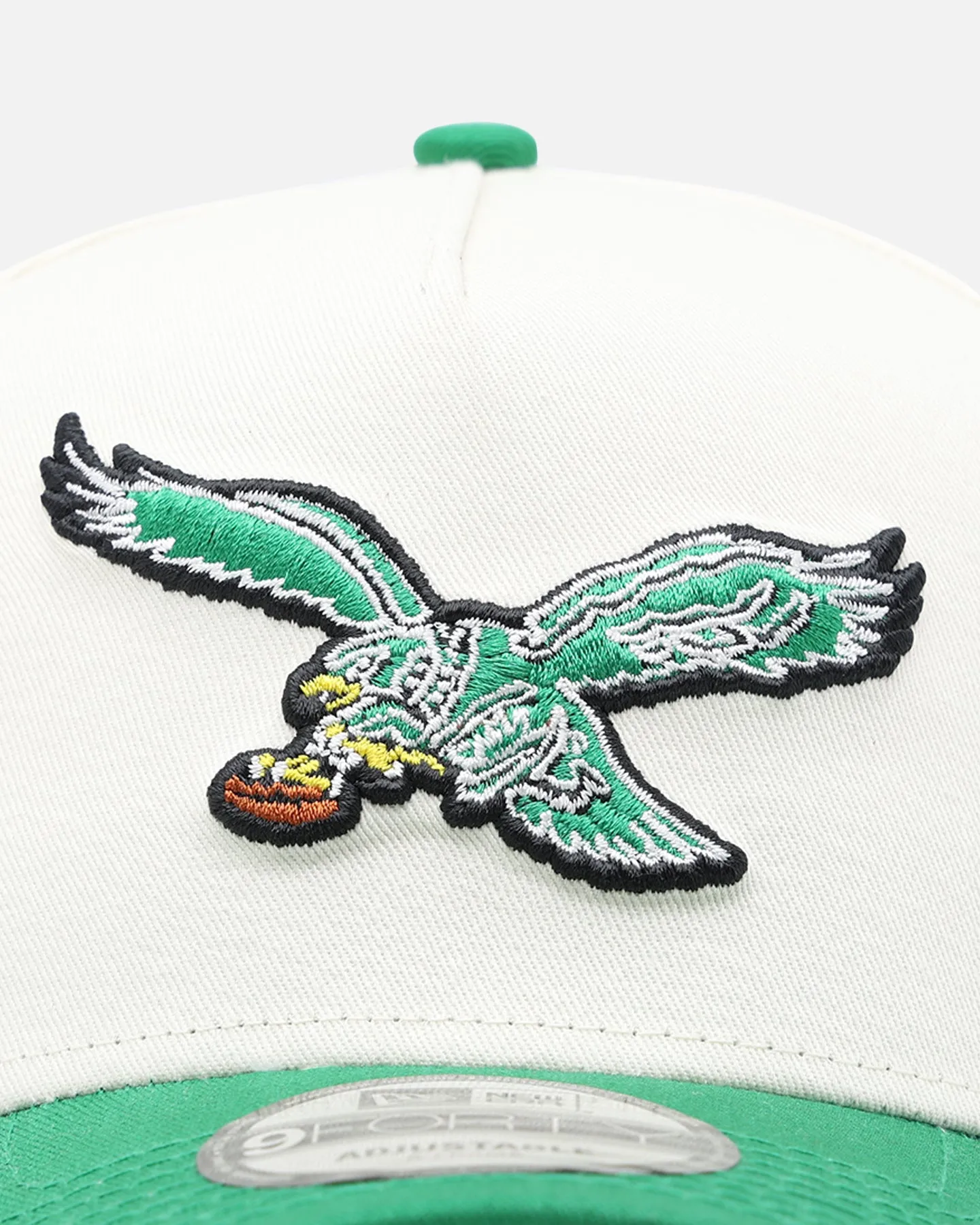 New Era Philadelphia Eagles 'NFL City Originals' 9FORTY A-Frame Snapback Chrome White/OTC sold by Culture Kings product image thumbnail 5