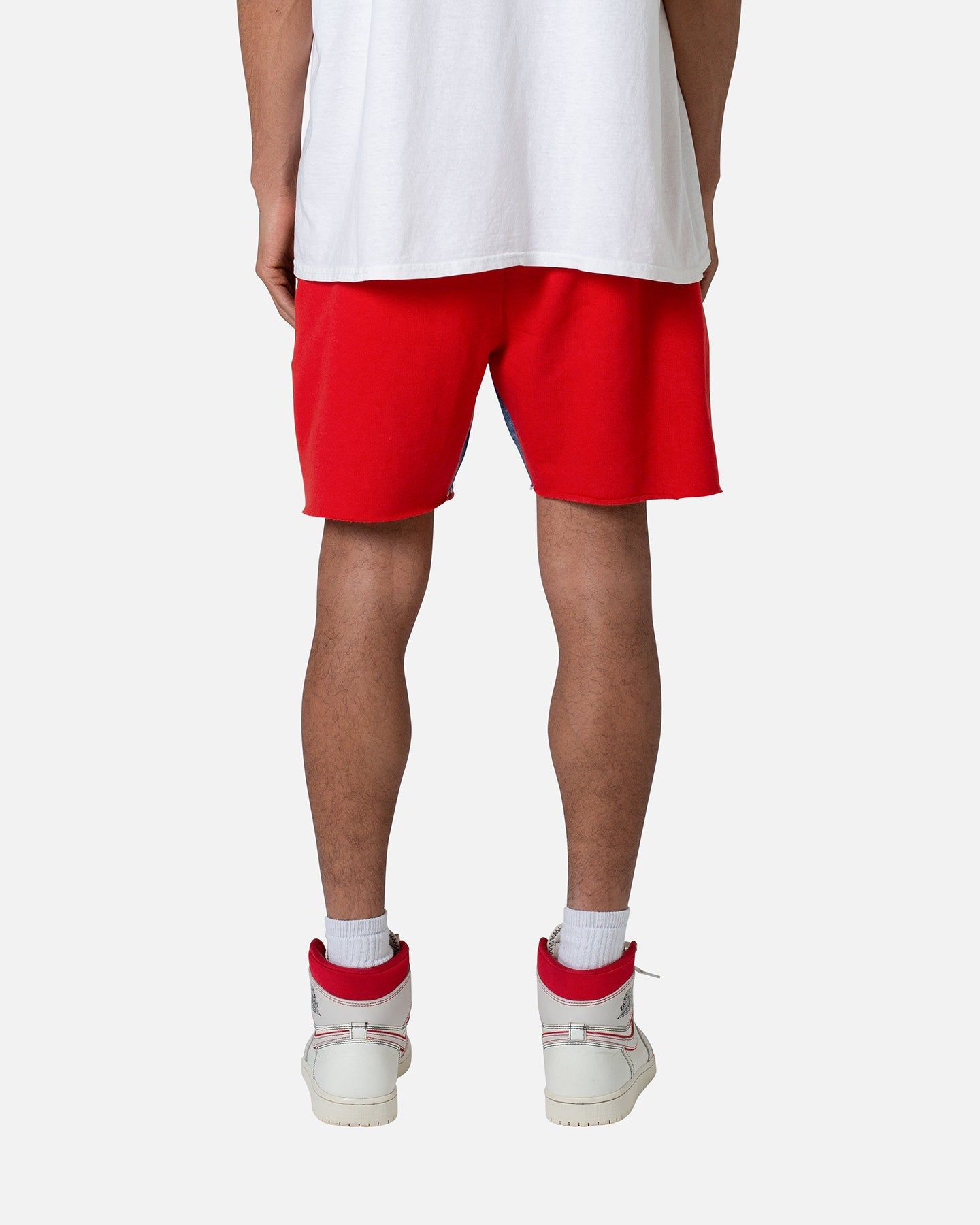 MNML Contrast Paneled Sweatshorts Red sold by Culture Kings product image thumbnail 4