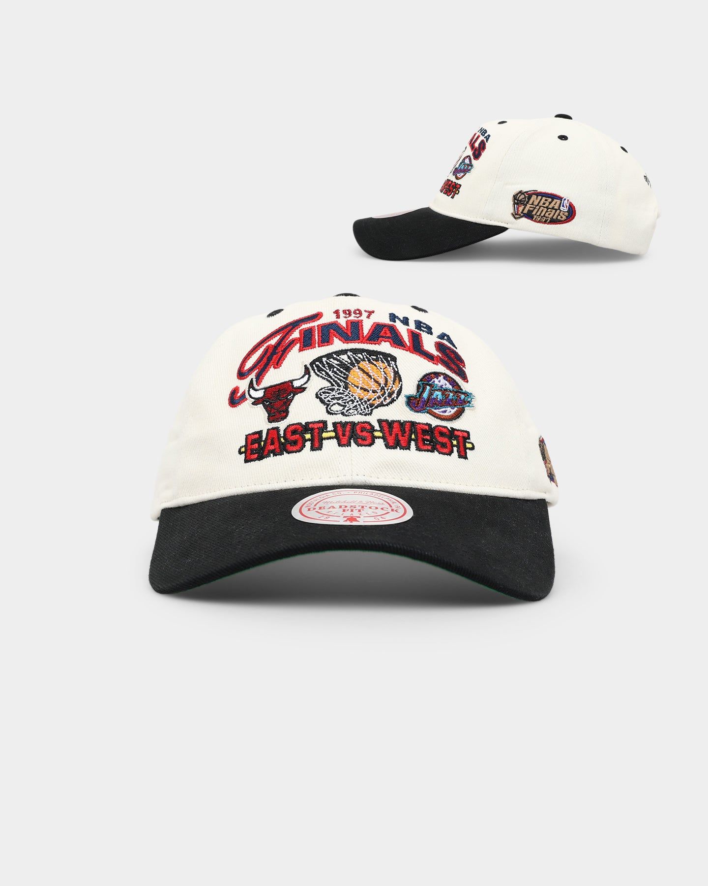 Mitchell & Ness Chicago Bulls 'Versus' Utah Jazz Deadstock Snapback Off White/Black sold by Culture Kings