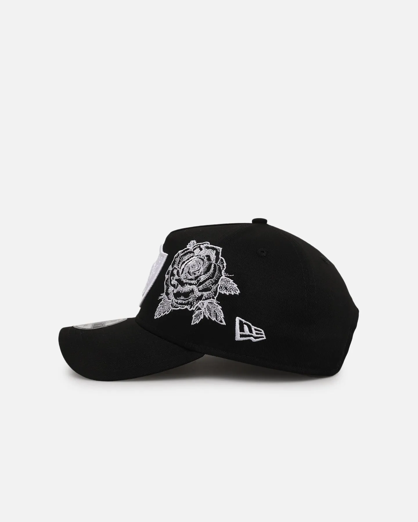 New Era Las Vegas Raiders 'Ornate Rose' 9FORTY A-Frame Snapback Black/White sold by Culture Kings product image thumbnail 4