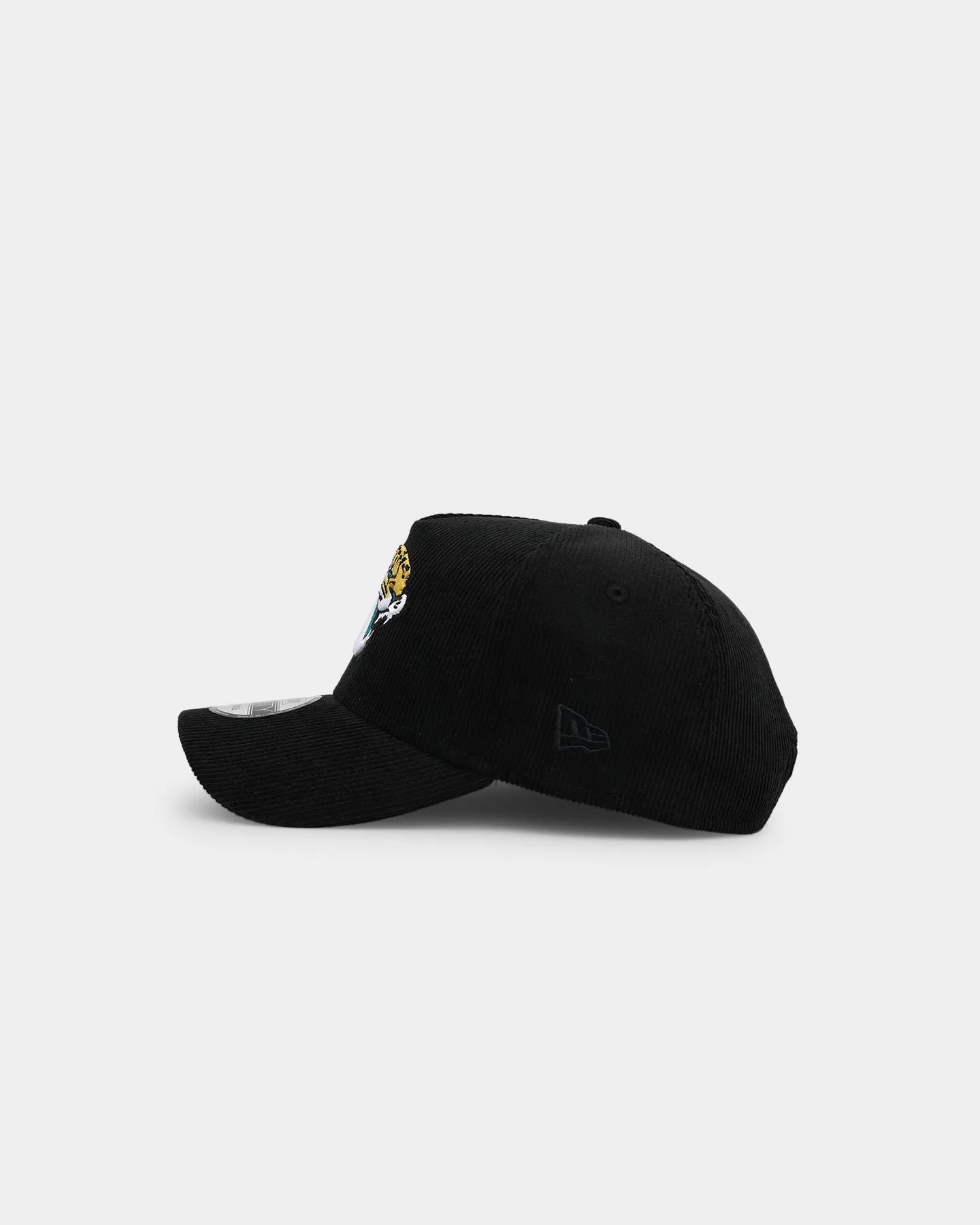 New Era Jacksonville Jaguars 'NFL Season' Corduroy 9FORTY A-Frame Snapback Black/OTC sold by Culture Kings product image thumbnail 4