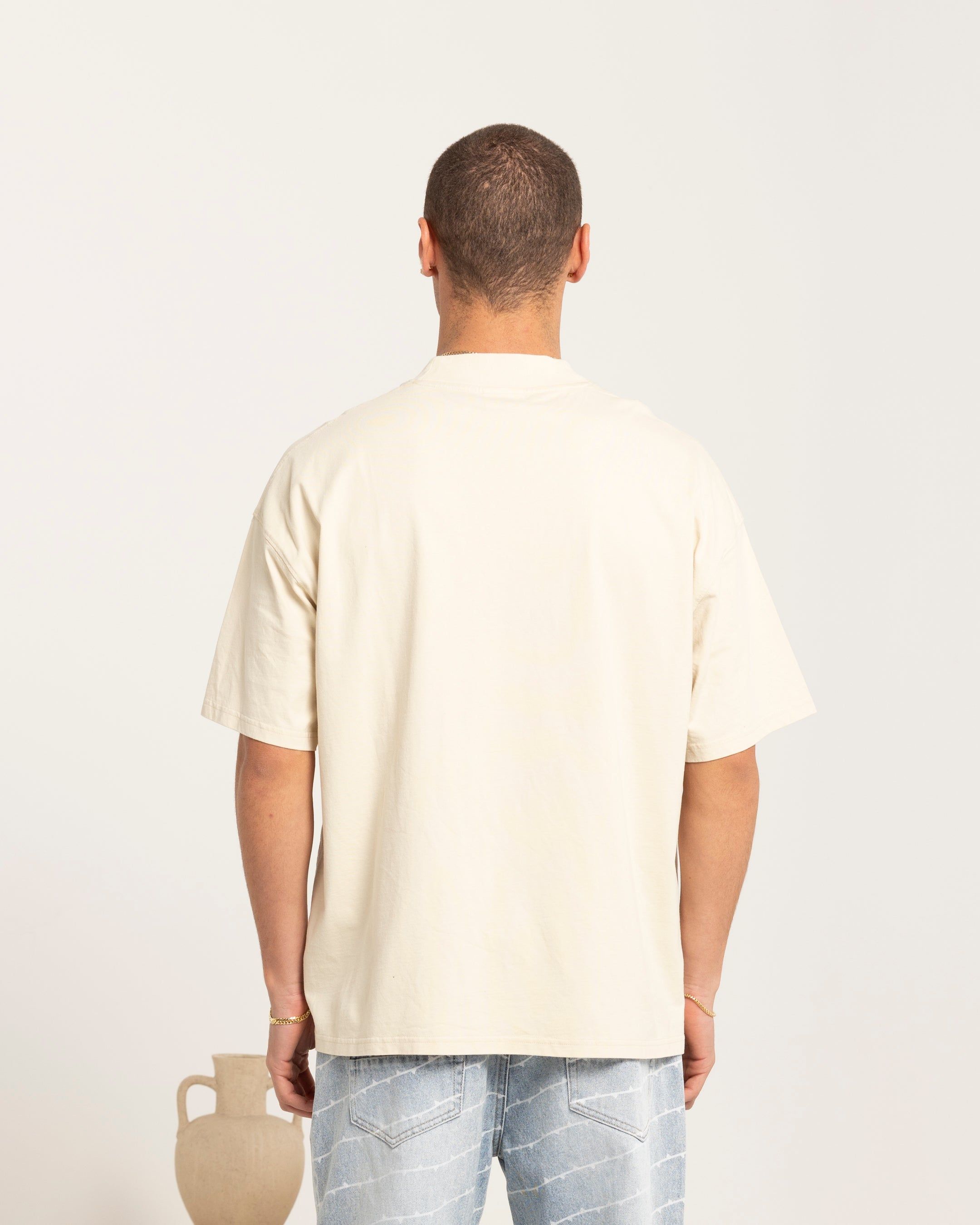 Carre Class Oversized Pocket T-Shirt Light Stone sold by Culture Kings product image thumbnail 4