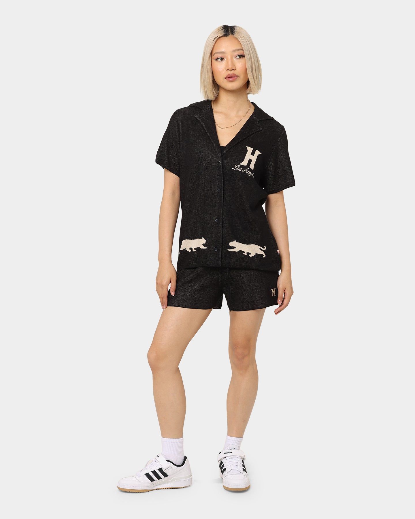 Honor The Gift Women's Jungle Camp Shirt Black sold by Culture Kings product image thumbnail 3