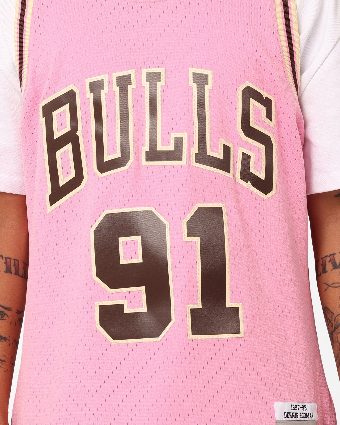 Mitchell & Ness Chicago Bulls Dennis Rodman Brown Sugar Bacon Swing Jersey Pink sold by Culture Kings product image thumbnail 4