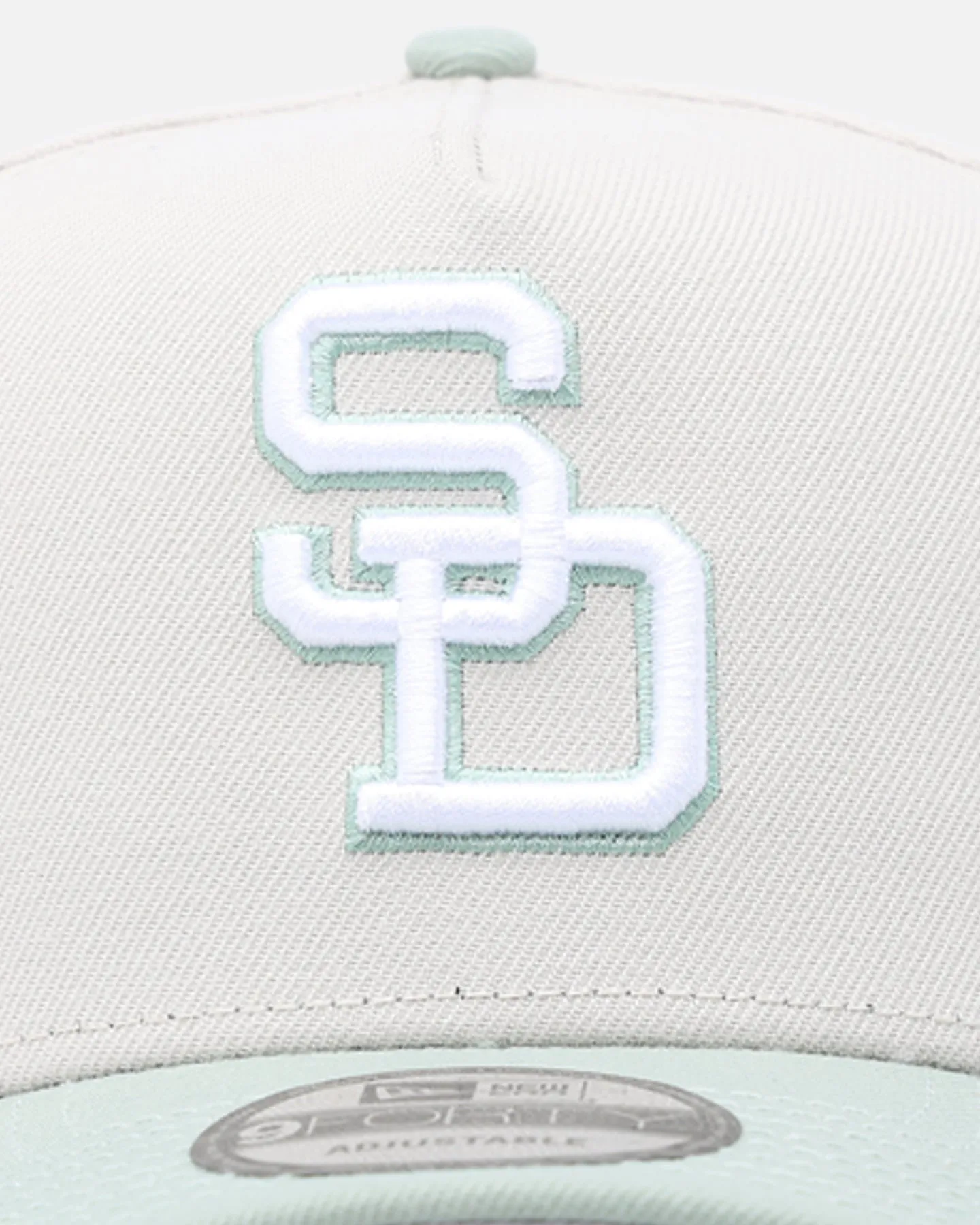 New Era San Diego Padres 'Sea Glass' 9FORTY A-Frame Snapback Stone/Green sold by Culture Kings product image thumbnail 5