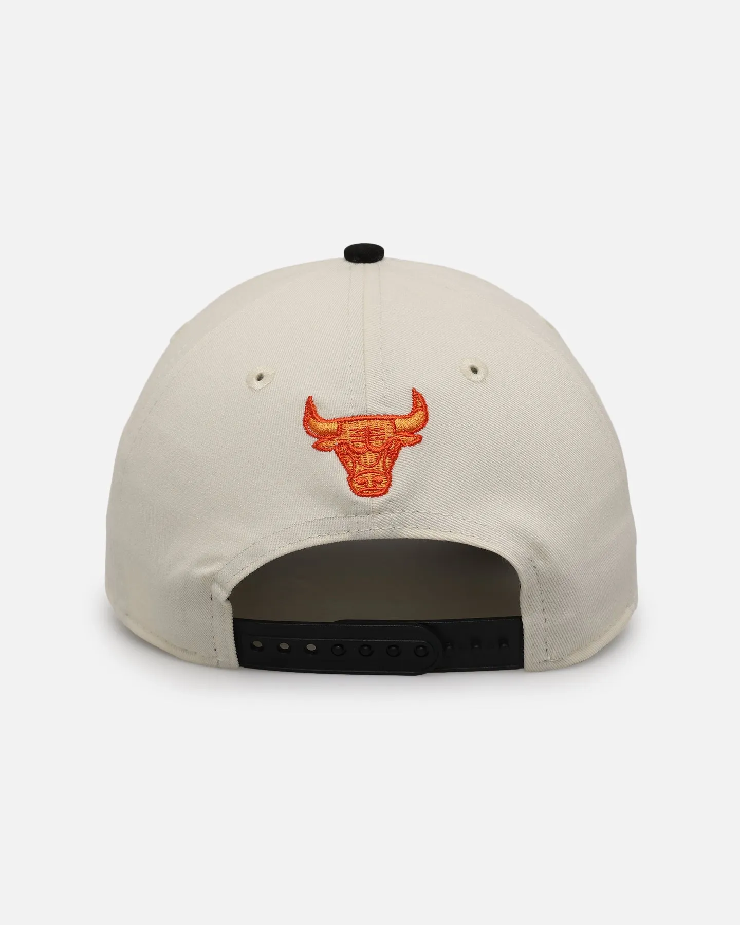 New Era Chicago Bulls 'Flame' 9FORTY A-Frame Snapback Chrome White/Black sold by Culture Kings product image thumbnail 2