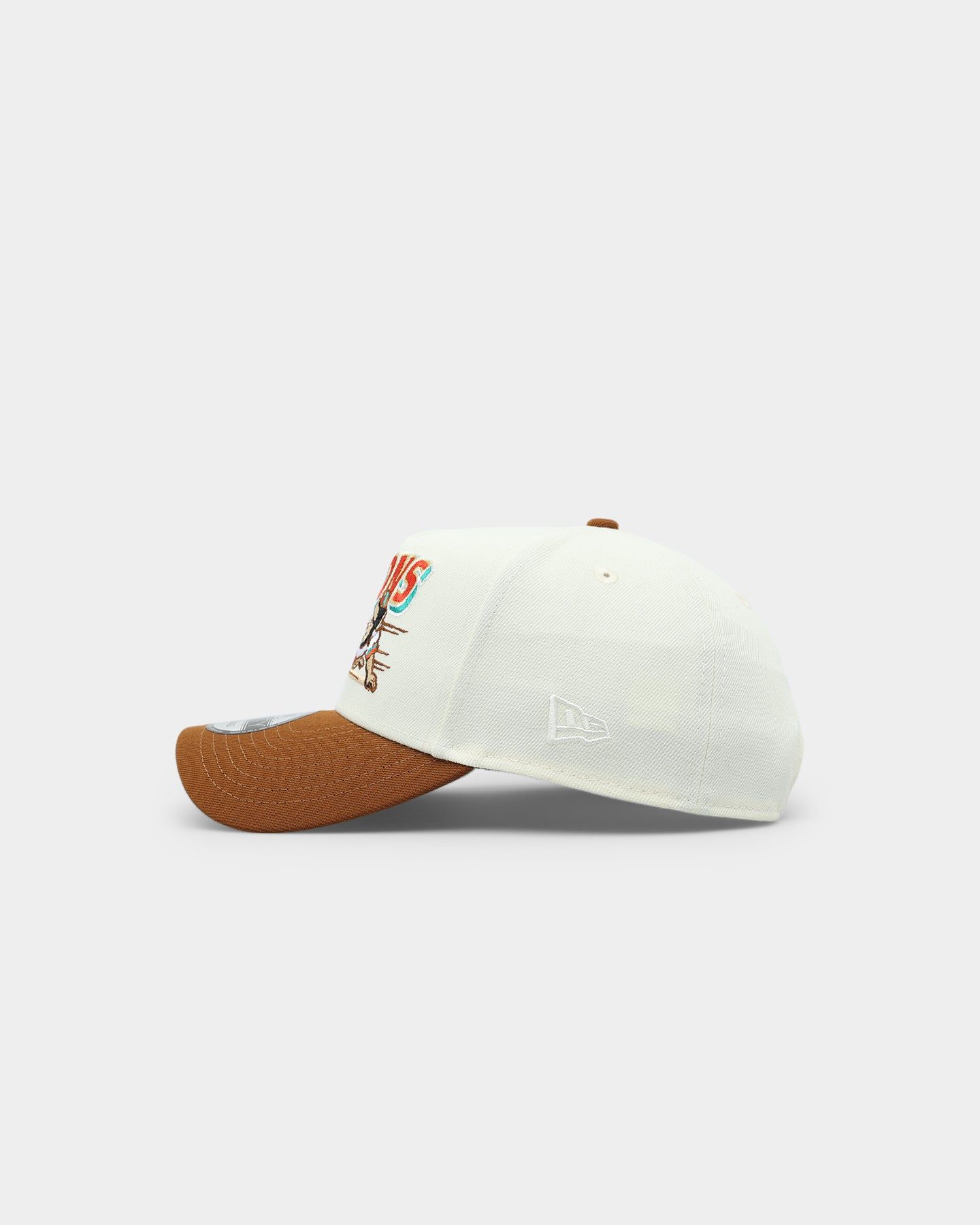 New Era Buffalo Bisons 'Toasted Peanut' 2-Tone 9FORTY A-Frame Snapback White sold by Culture Kings product image thumbnail 4