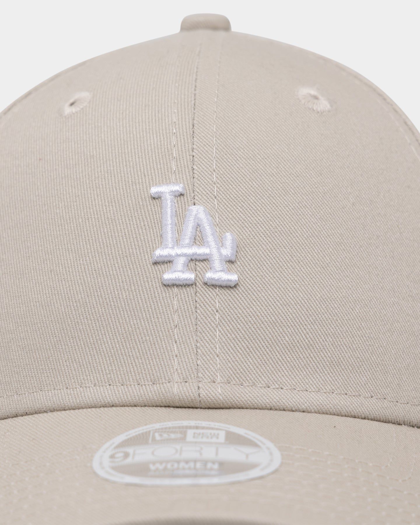 New Era Los Angeles Dodgers 9FORTY Casual Strapback Light Beige sold by Culture Kings product image thumbnail 5