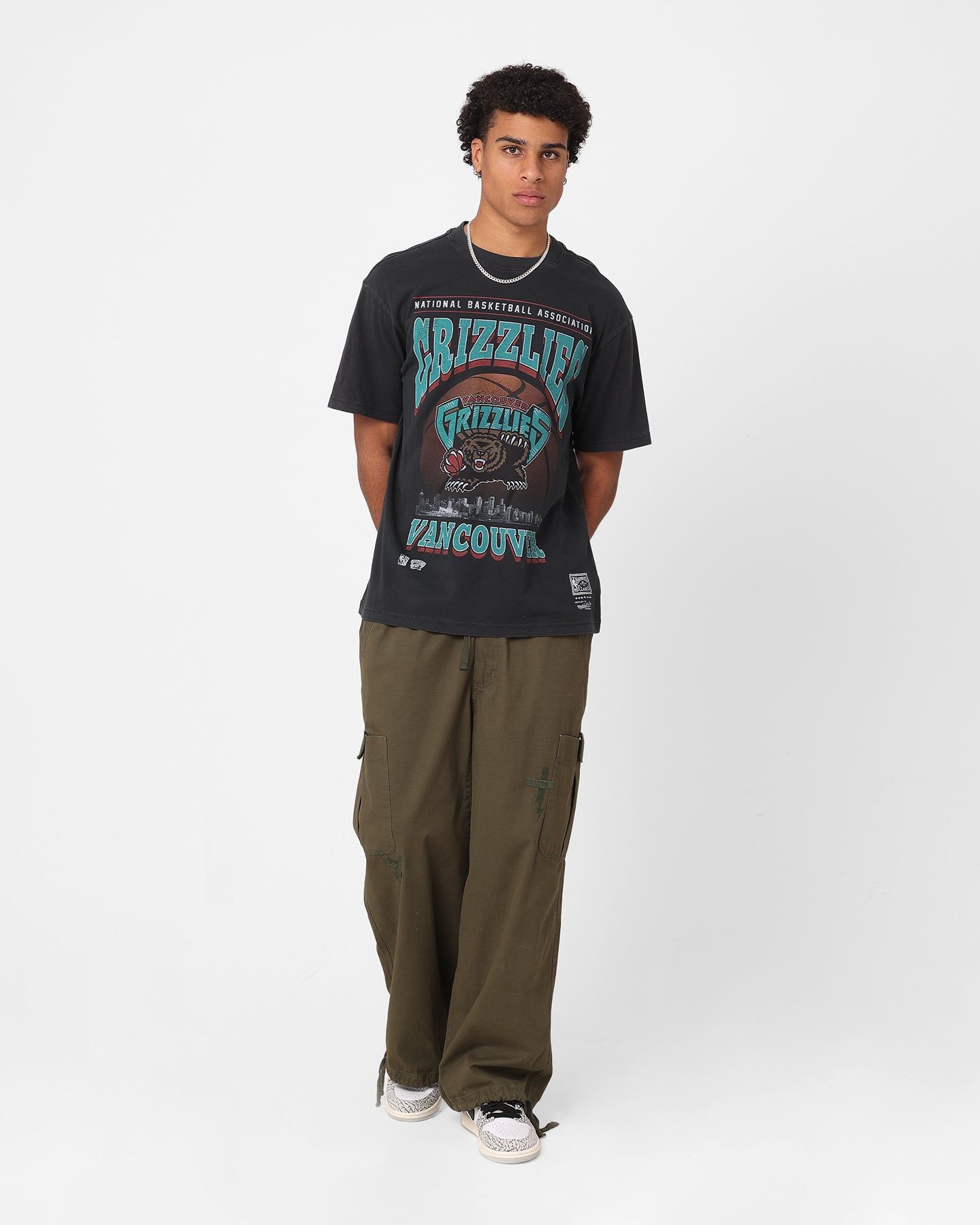 Mitchell & Ness Vancouver Grizzlies Skyline T-Shirt Faded Black sold by Culture Kings product image thumbnail 2