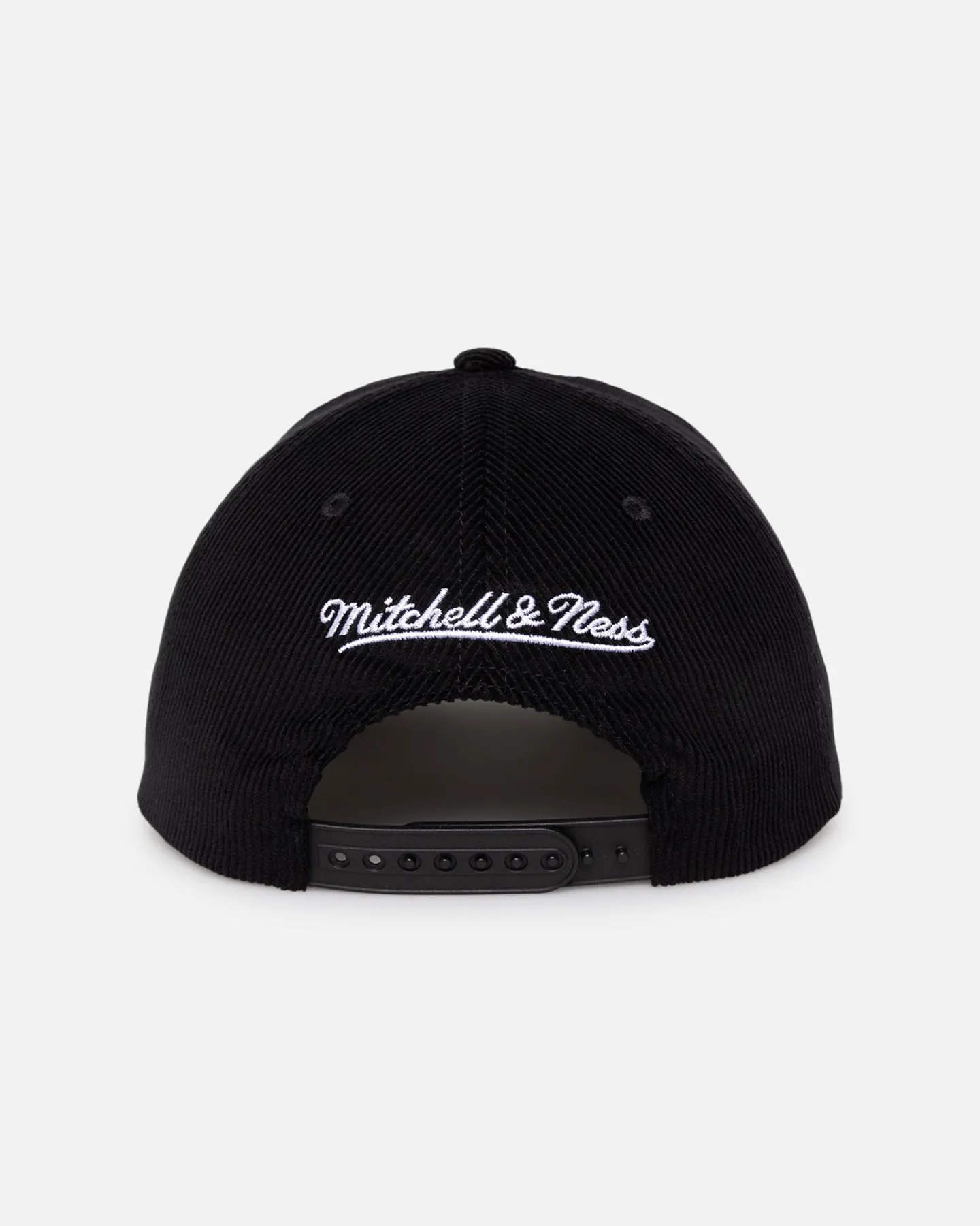 Mitchell & Ness Chicago Bulls Laguna Redline Panel Snapback Black sold by Culture Kings product image thumbnail 3