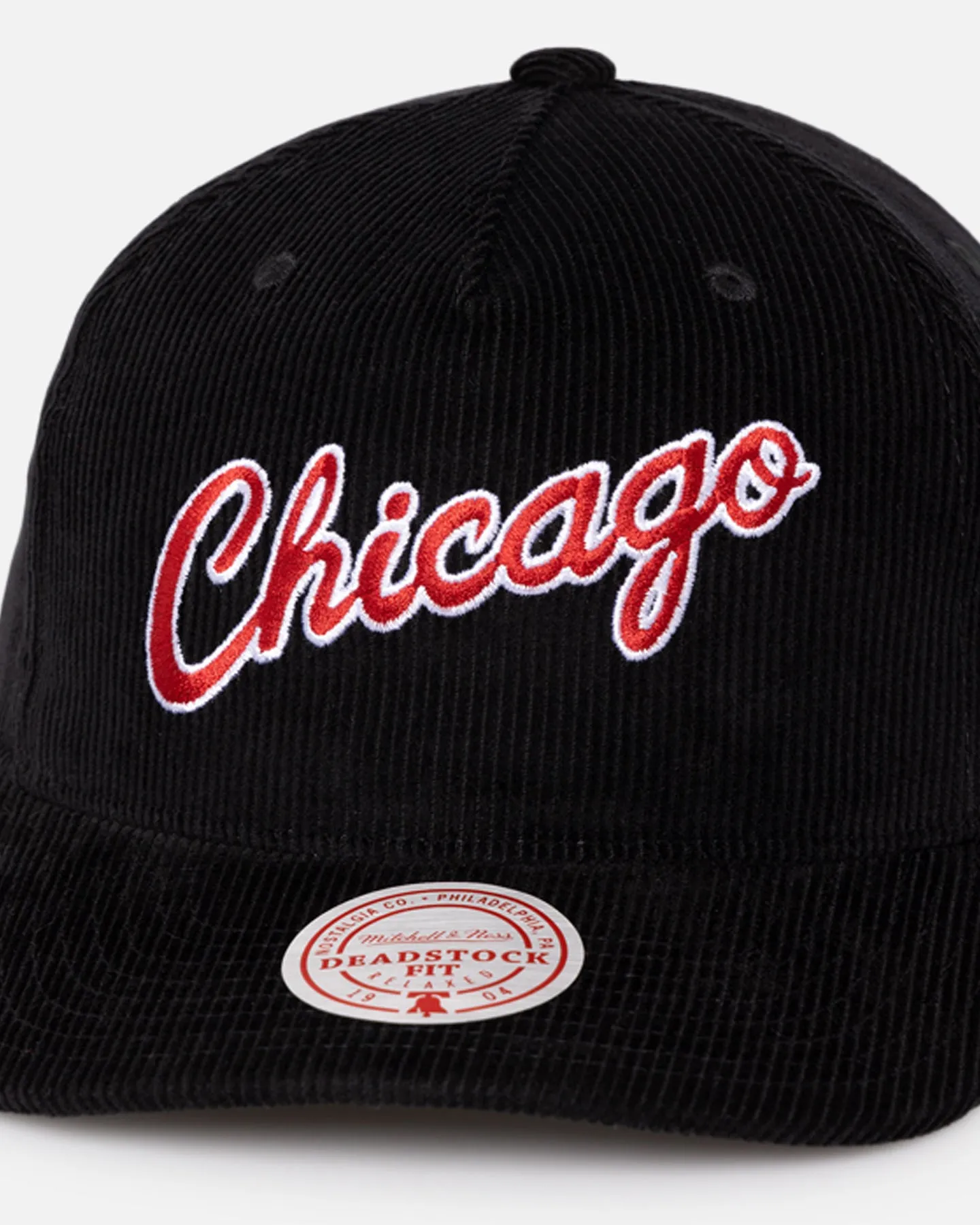 Mitchell & Ness Chicago Bulls Laguna Redline Panel Snapback Black sold by Culture Kings product image thumbnail 2