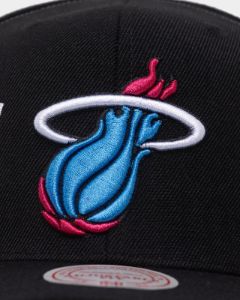 Mitchell & Ness Miami Heat 'Highway' Pro Crown Snapback Black sold by Culture Kings