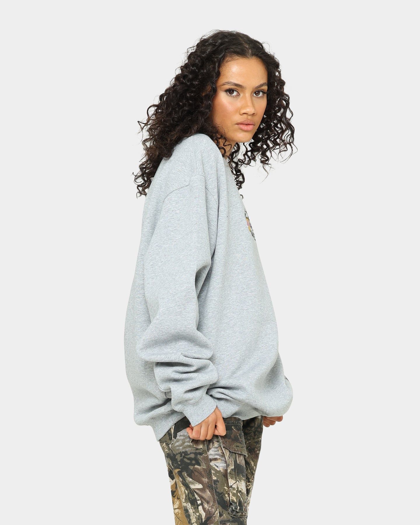 Mitchell & Ness Los Angeles Lakers Vintage Line Up Crewneck Grey Marle sold by Culture Kings product image thumbnail 5