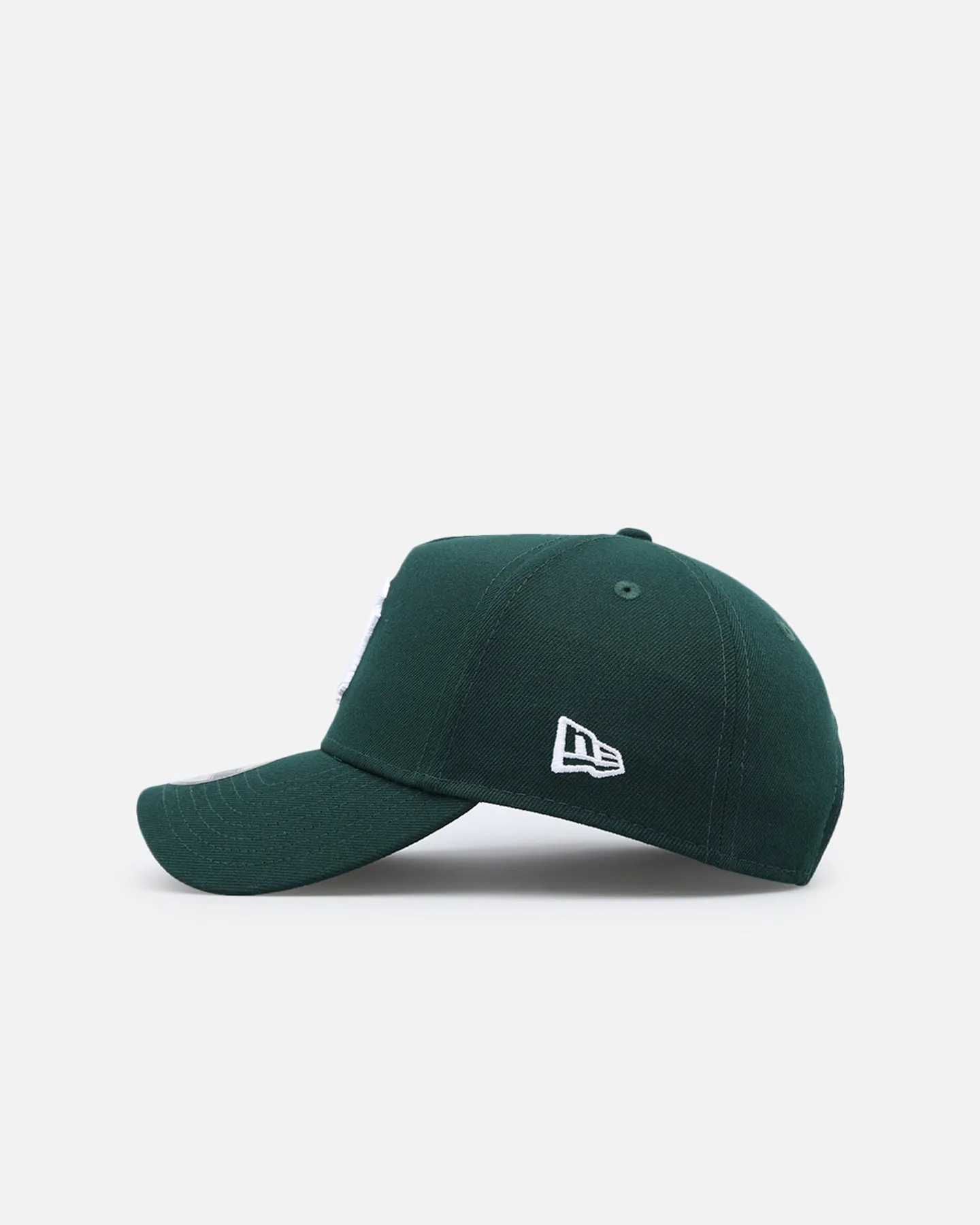 New Era New York Yankees 'Polychromatic' 9FORTY A-Frame Snapback Dark Green sold by Culture Kings product image thumbnail 4