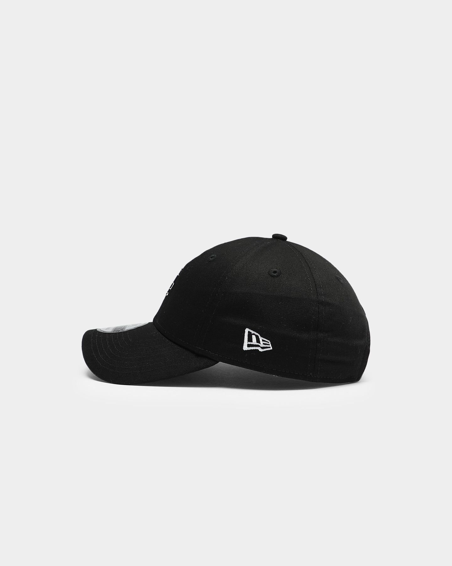 New Era Los Angeles Dodgers Mini Metal 9TWENTY Strapback Black/Silver sold by Culture Kings product image thumbnail 5