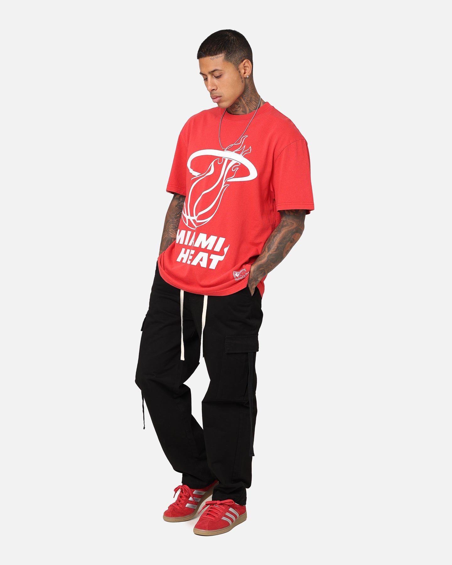Mitchell & Ness Miami Heat XL Logo One Colour T-Shirt Faded Red sold by Culture Kings product image thumbnail 2