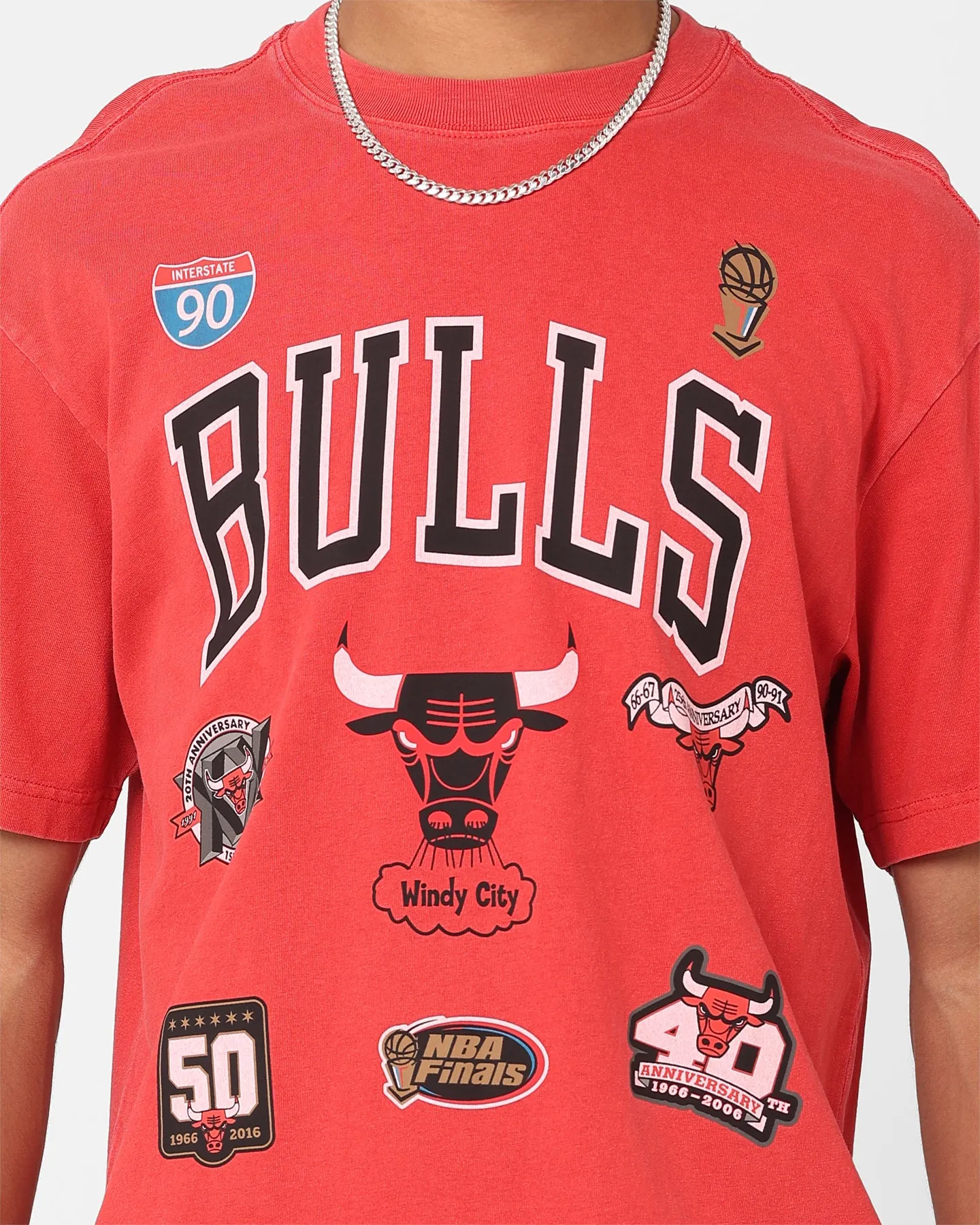 Mitchell & Ness Chicago Bulls Highway Logo T-Shirt Bulls Red sold by Culture Kings product image thumbnail 3