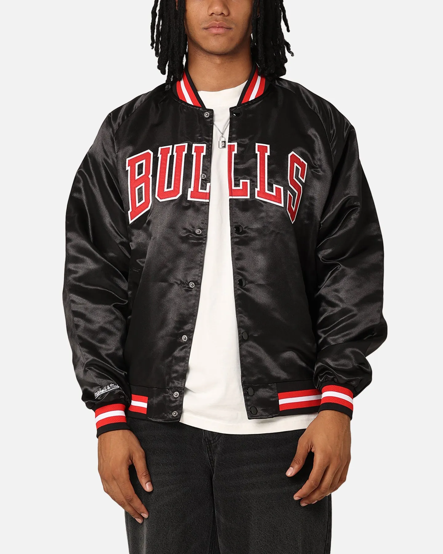 Mitchell & Ness Chicago Bulls Lightweight Satin Jacket Black sold by Culture Kings