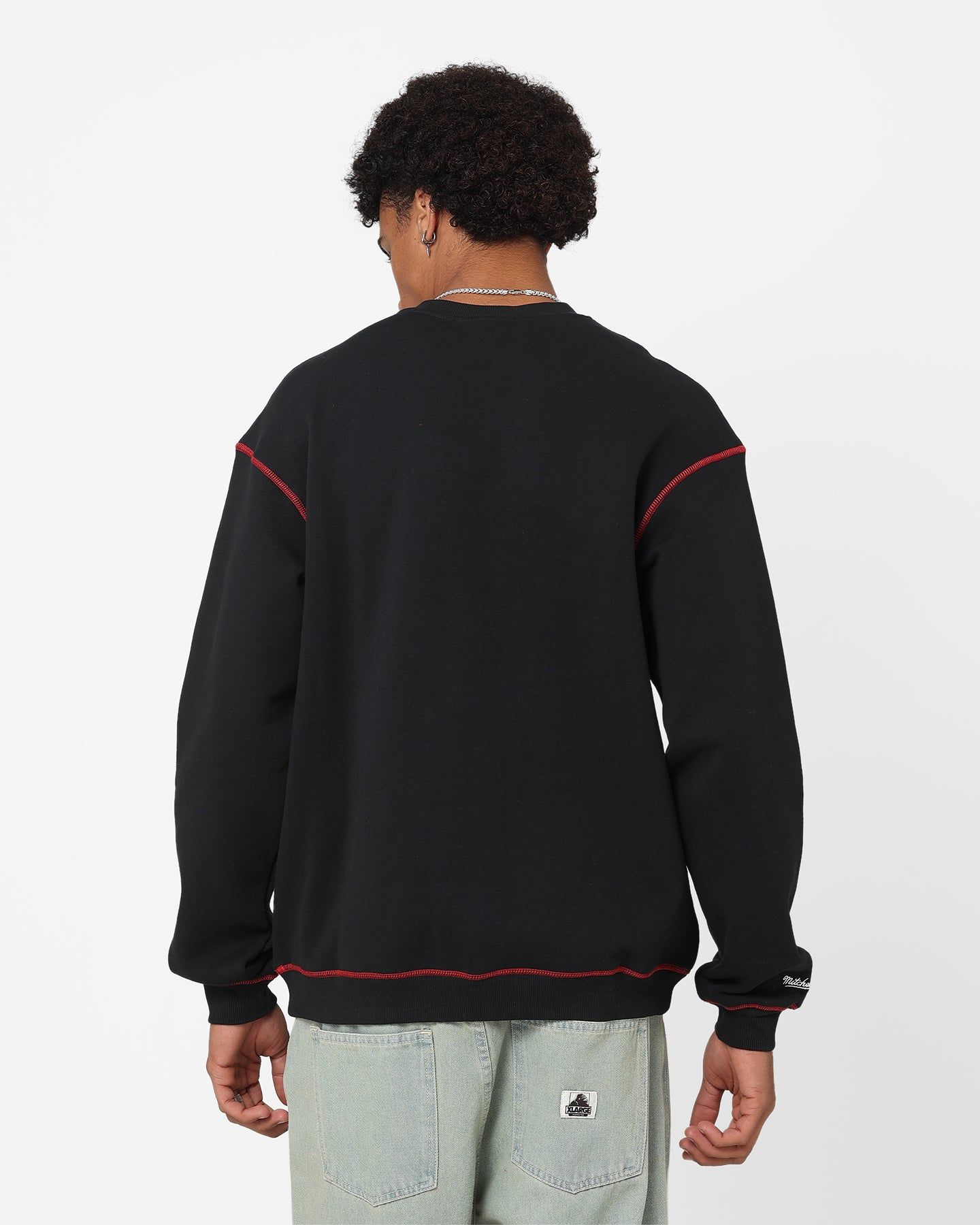 Mitchell & Ness Miami Heat Basketball Crewneck Black sold by Culture Kings product image thumbnail 4